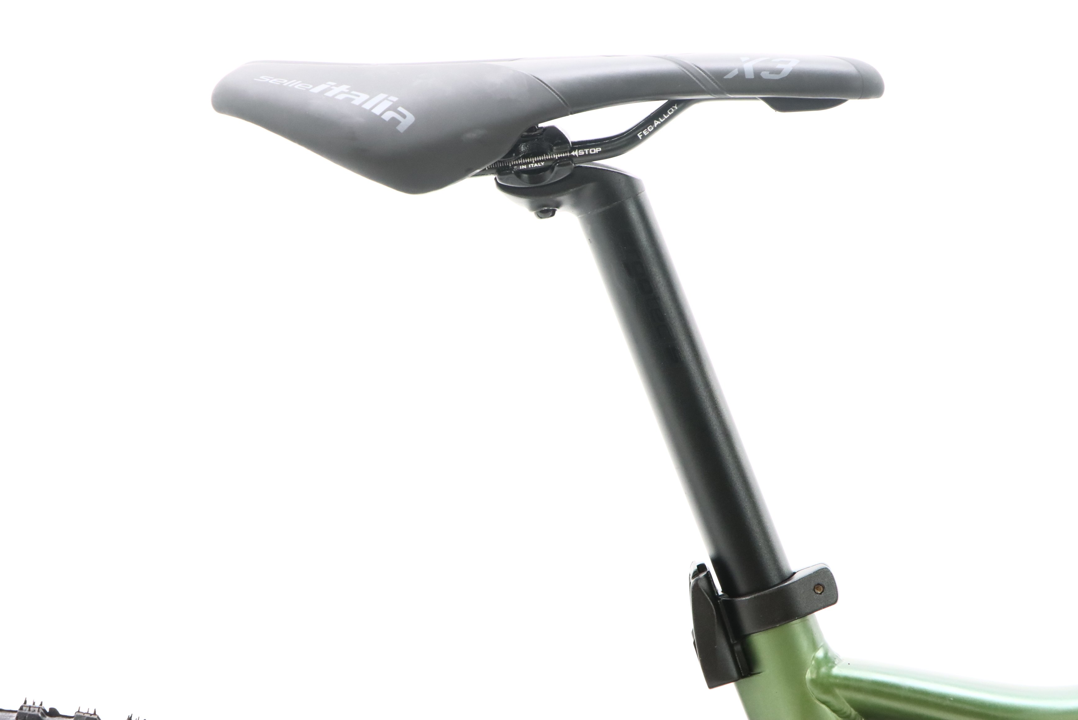 dc600899-fd8a-4bd9-85fe-30b6d73f09f9