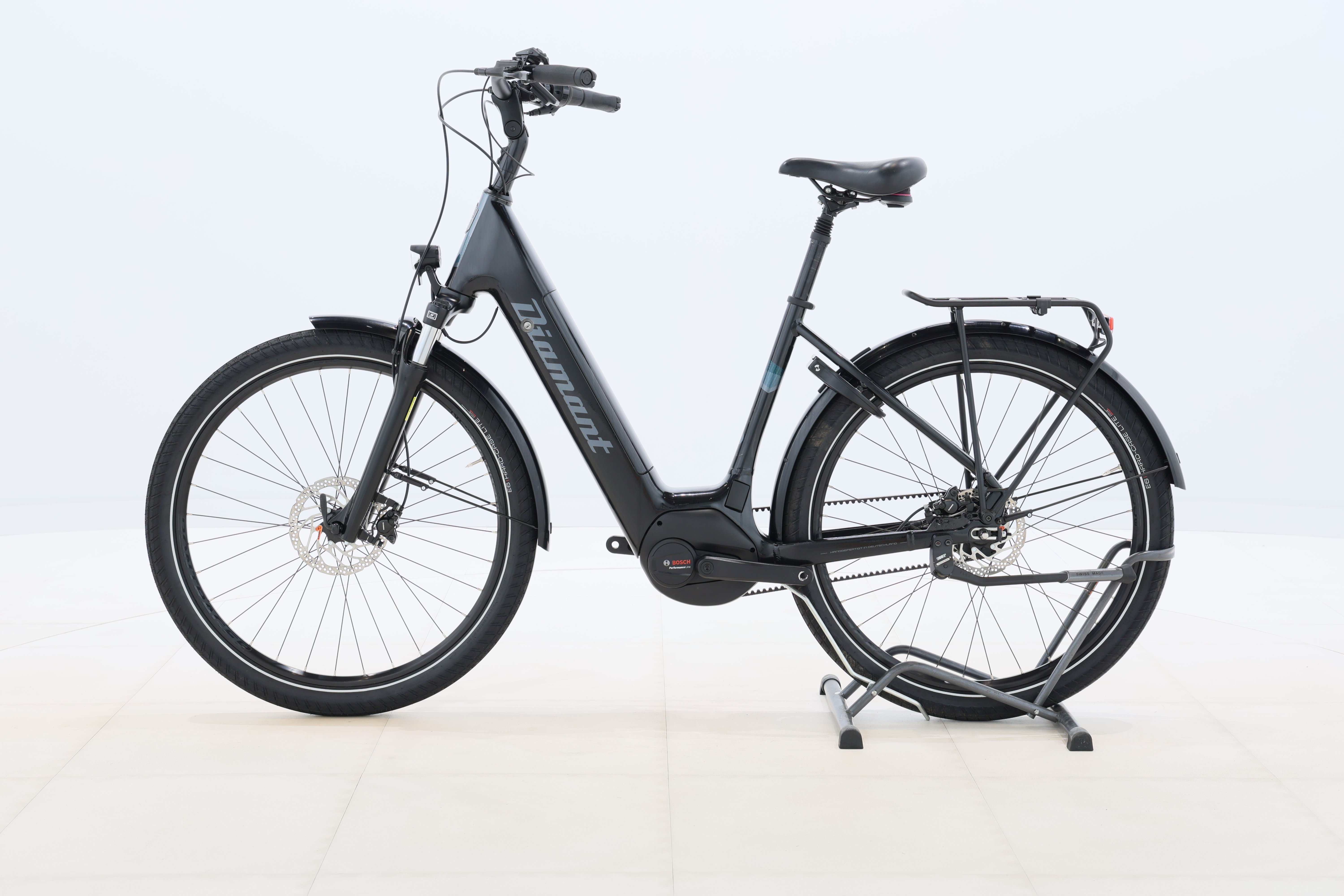 e433087c-a3ca-4810-8a75-5f40e2b5d79b