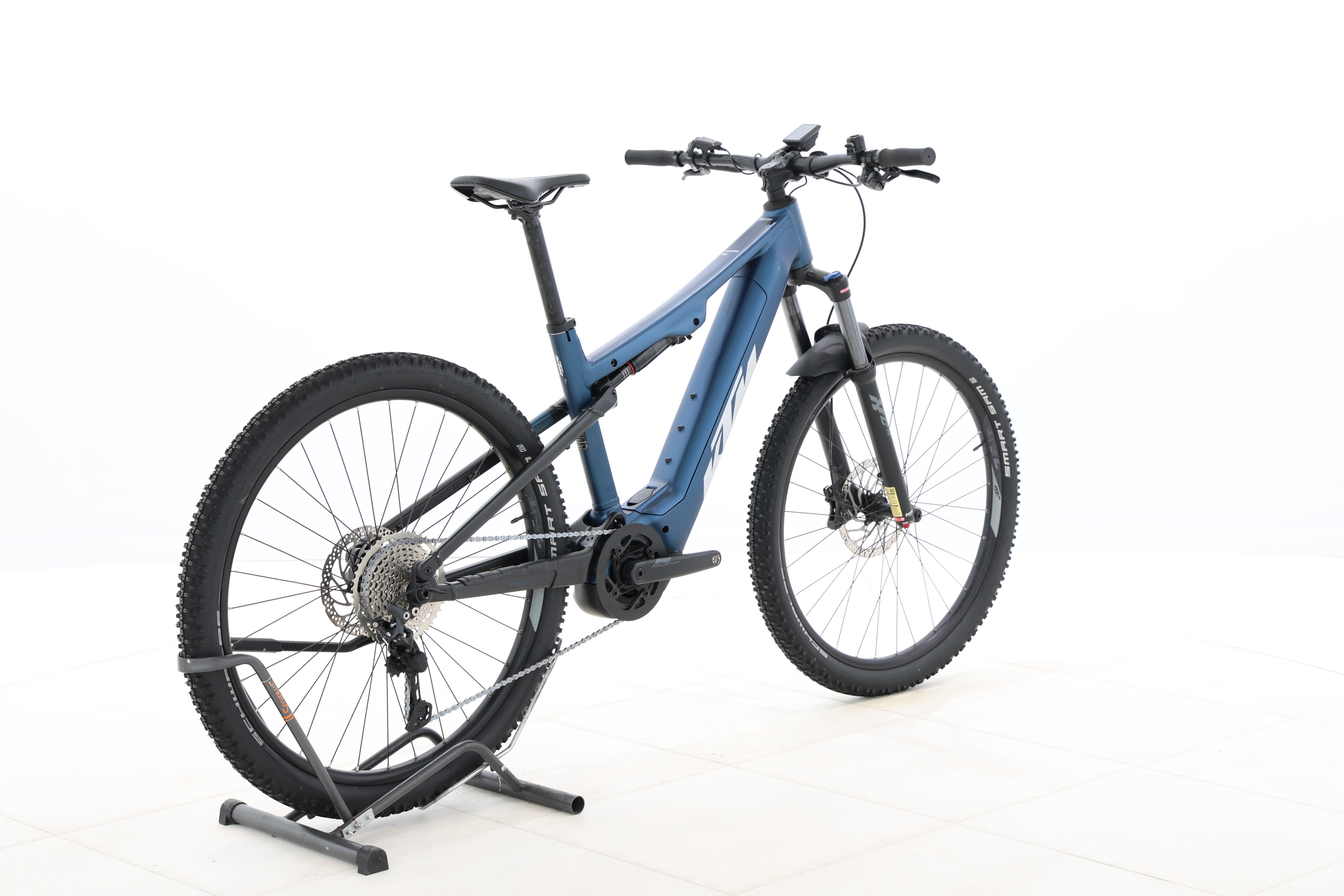 fea92904-ebf9-4cb8-a6b4-e05b2d15e41d