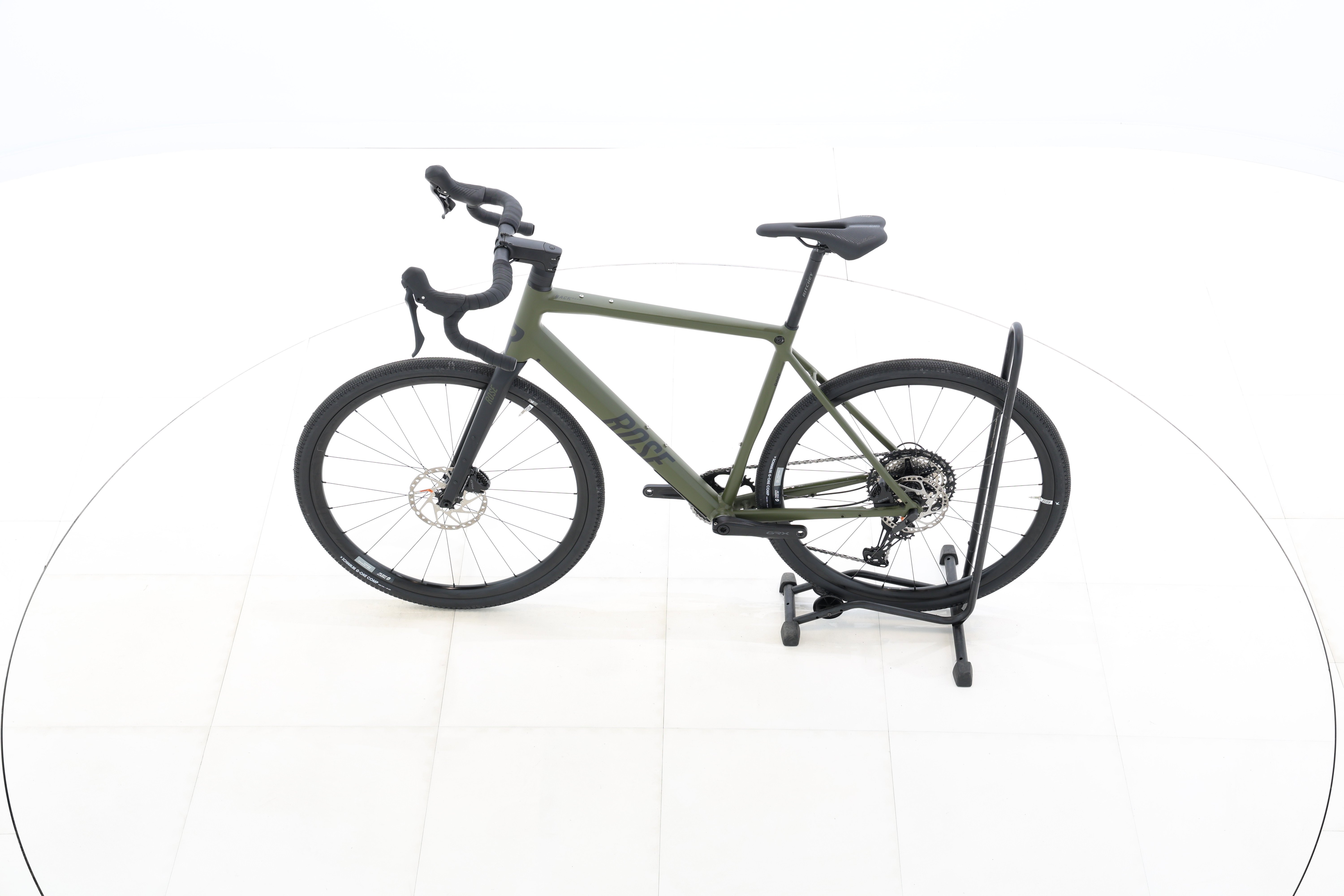 b844ba02-9242-4541-86a6-a27312433126