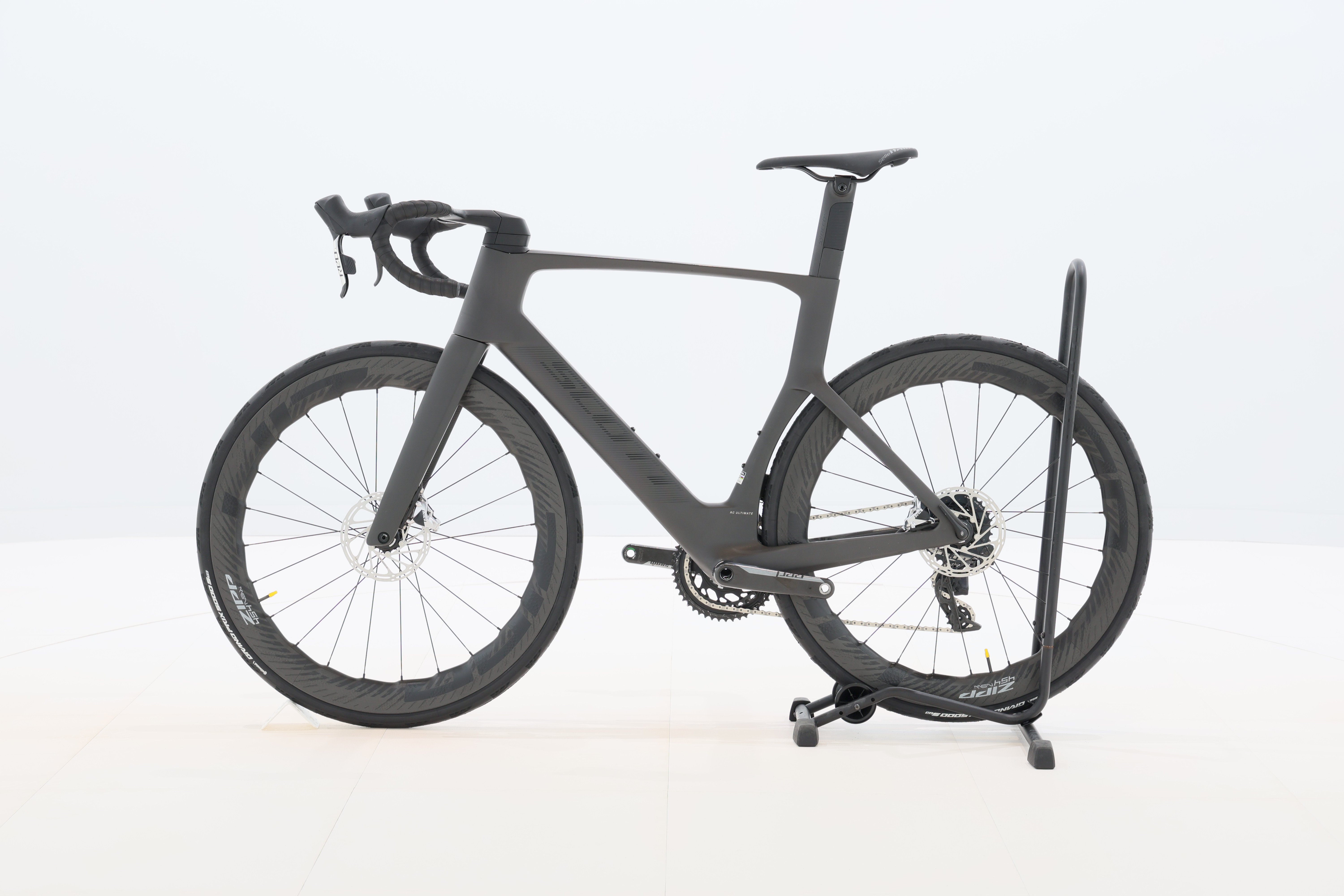 98fd2d5b-e900-48d1-a050-dfe8488c5f37