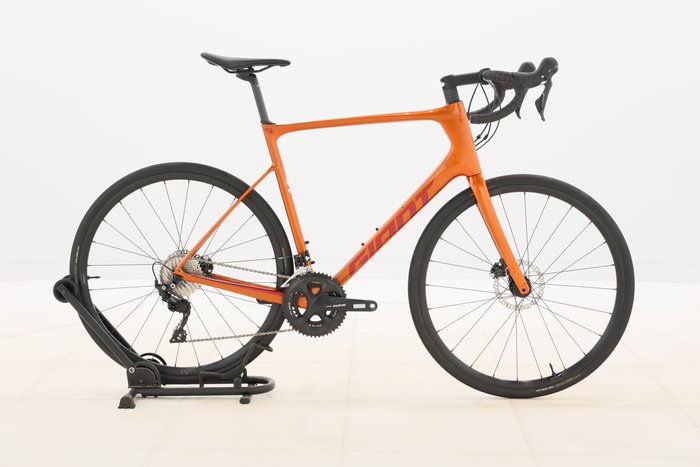 Giant DEFY ADVANCED 2 2022