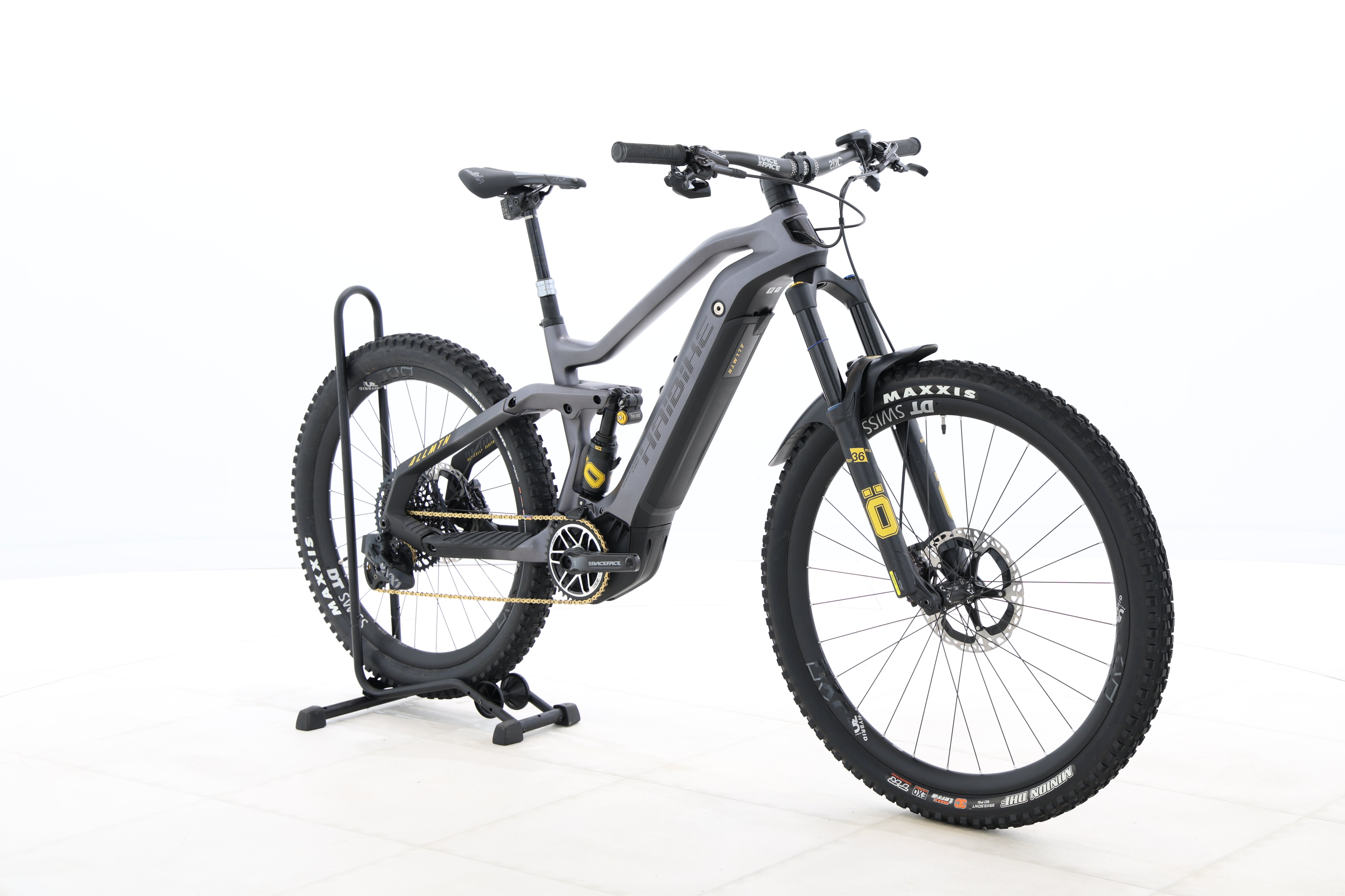 1e997cf1-9569-4865-ae9b-54f4934d35b5