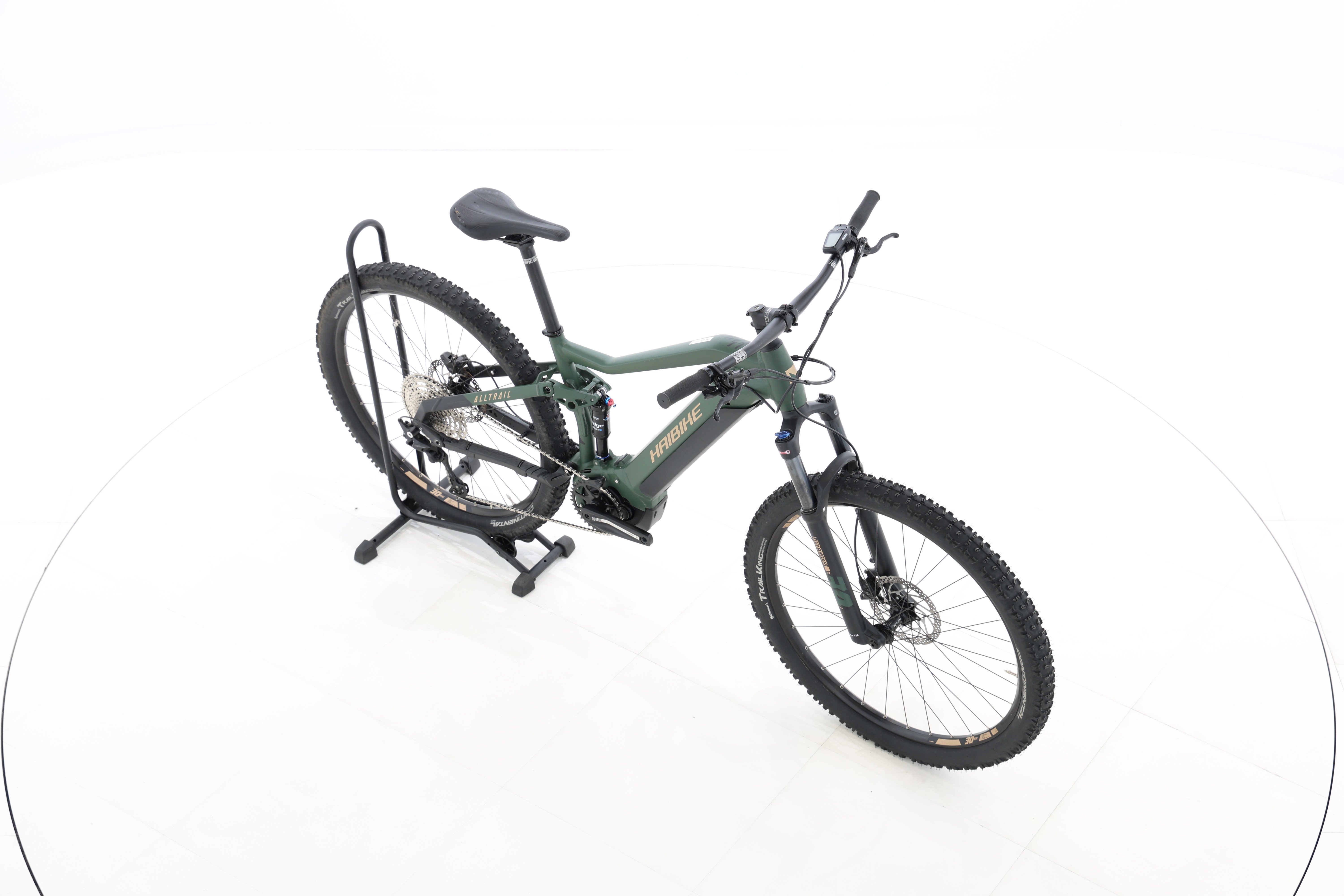 90c36ef8-ce85-4869-b63a-28c385d1ebae