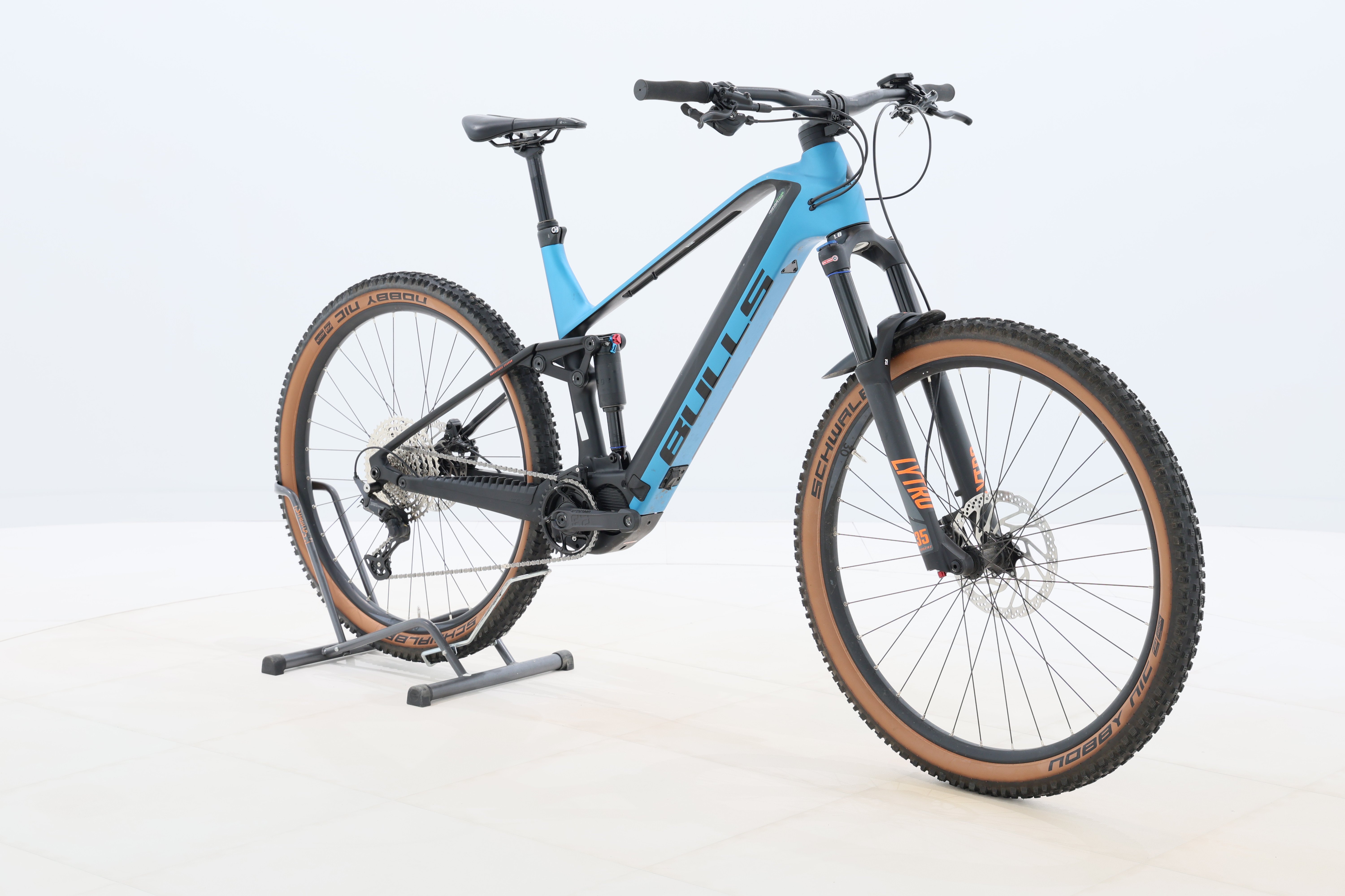 d6504372-2671-41ab-96f0-8b7d5d911bf8