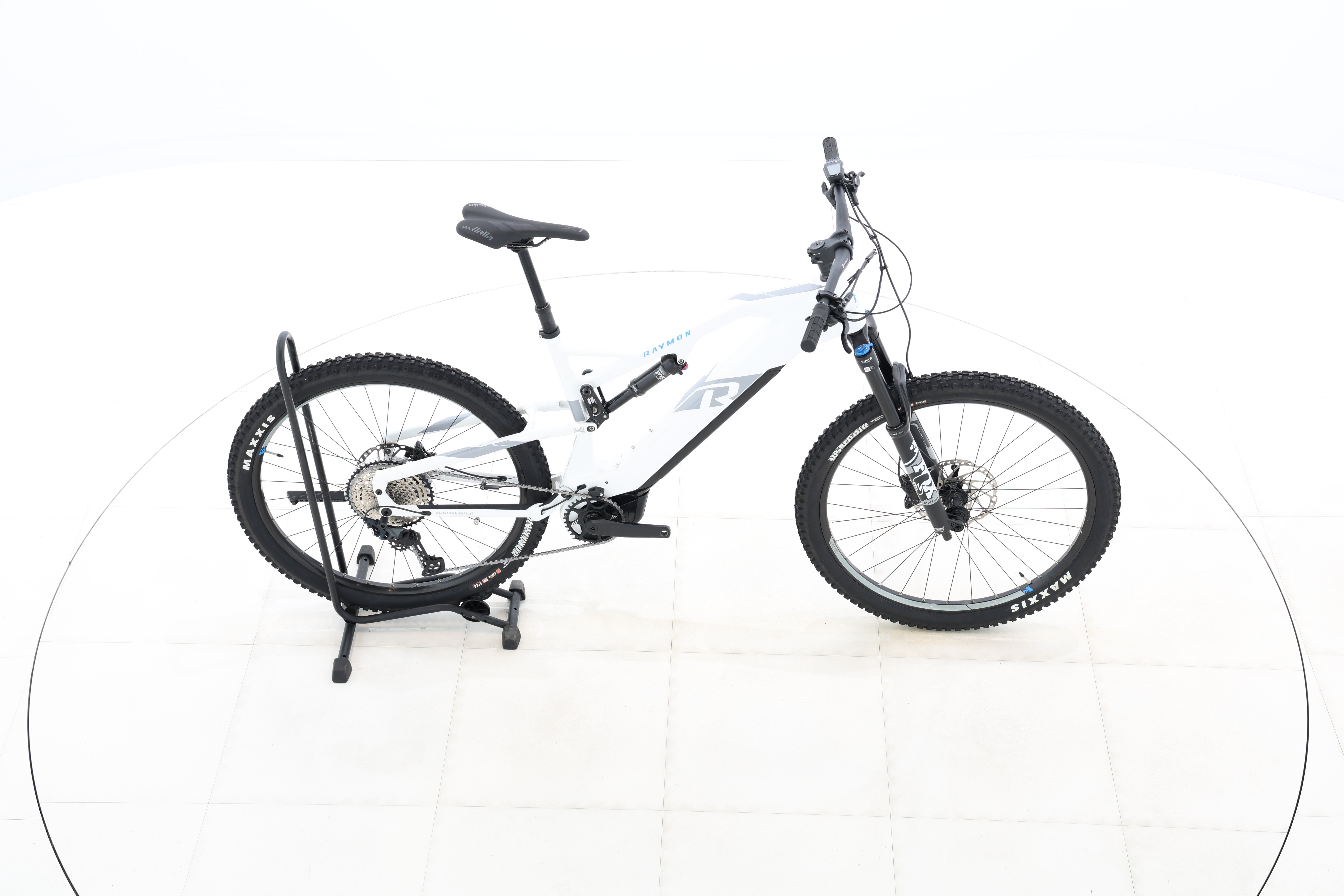 a0ceb826-bfd0-400a-8cda-95018c791f07