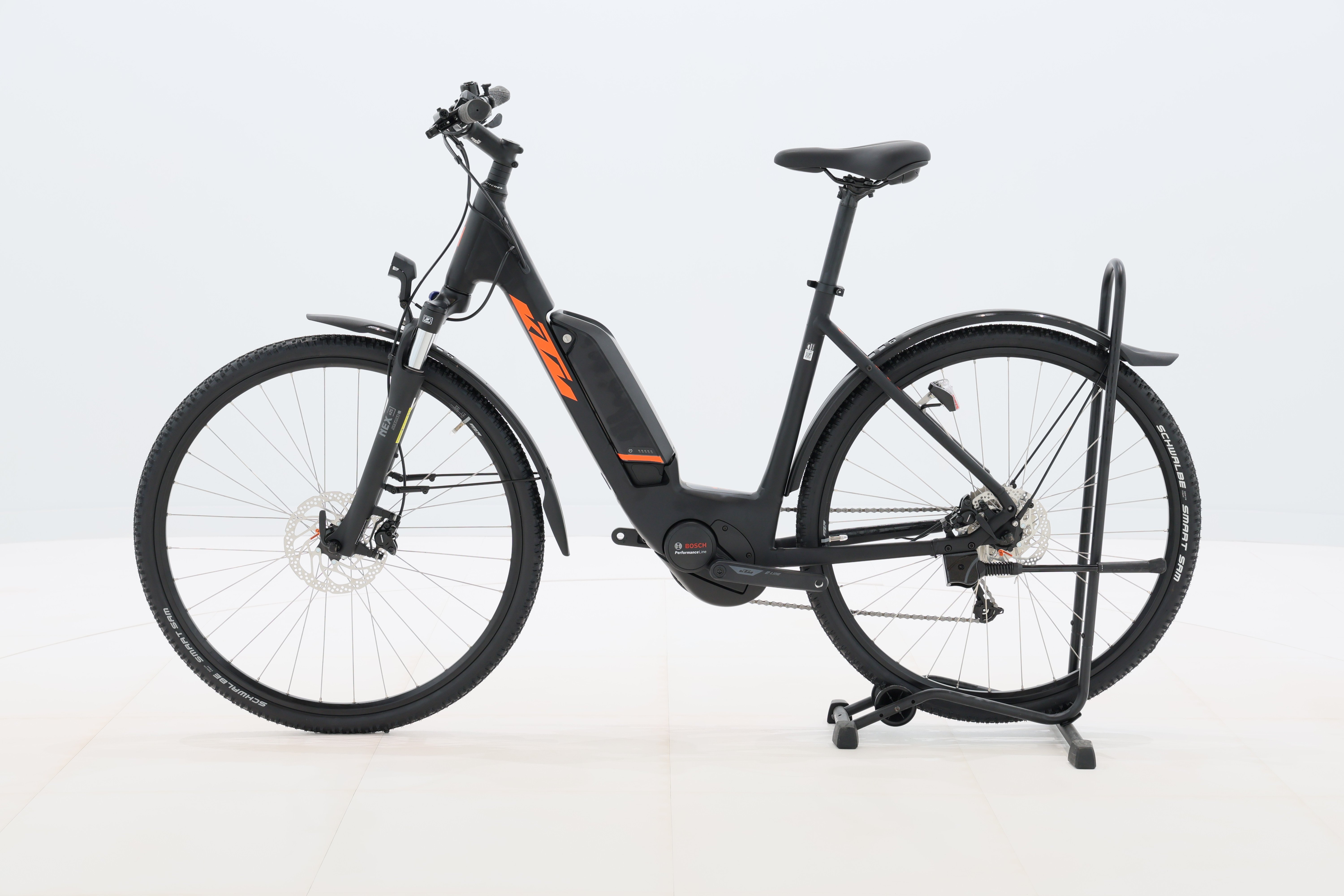 b164f5ac-af52-43b1-a74a-41fad7b09c2c