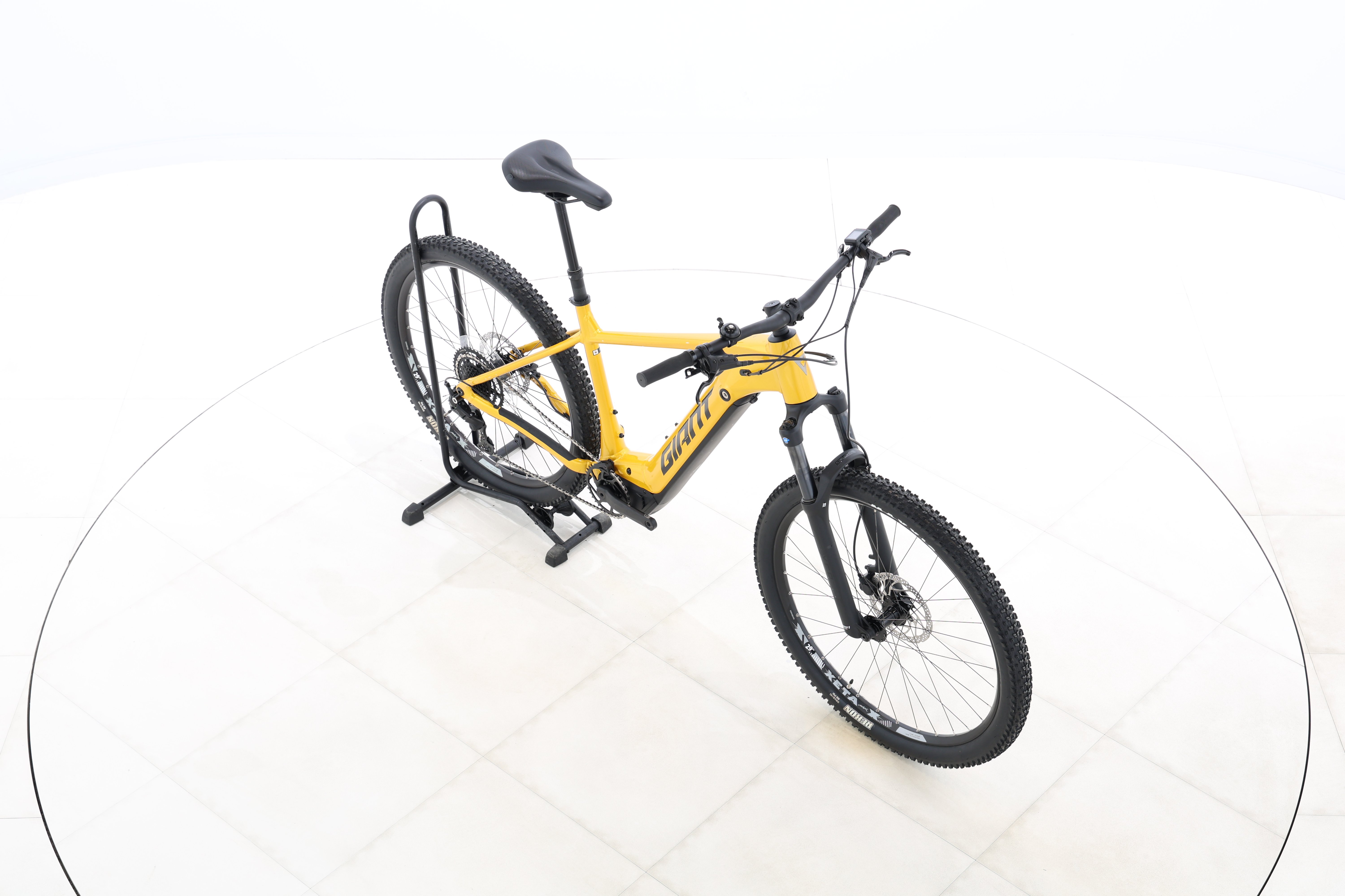 2d76a155-2aa3-43fe-8a86-92462d31e221