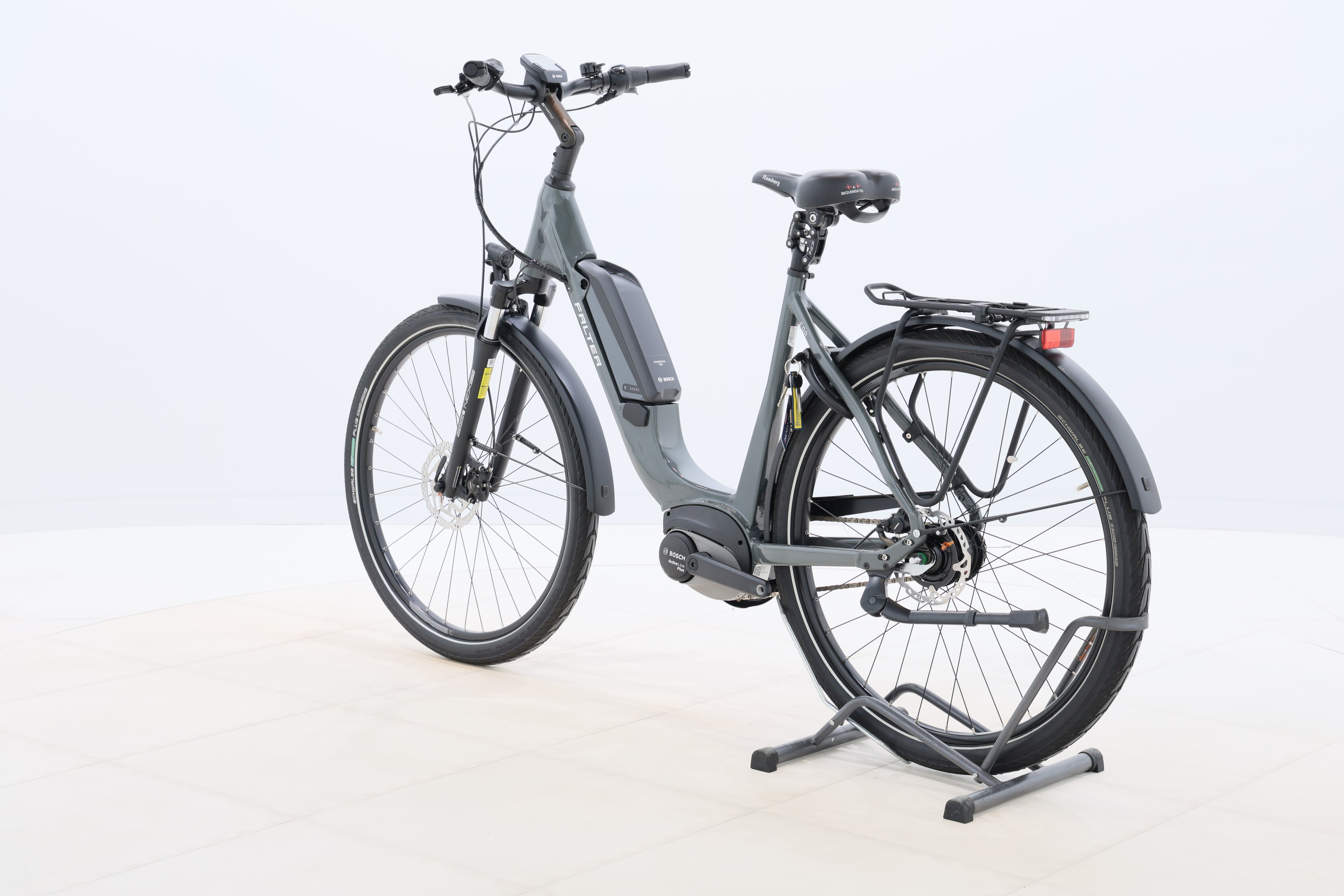 03fe565d-5cde-4e04-a9ef-9e602e09fb1e