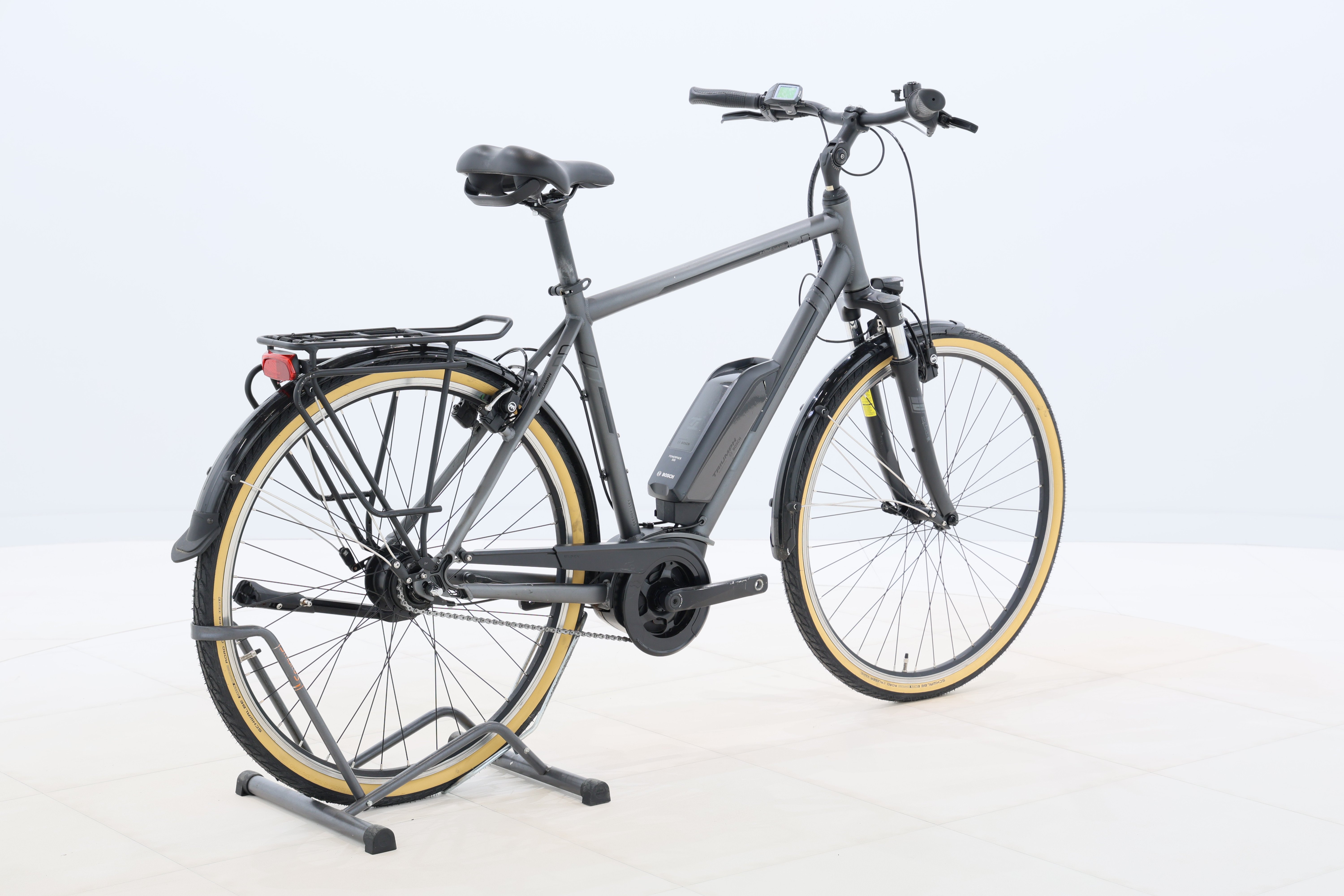 e370b361-0e70-4393-beec-3103d5e6767a