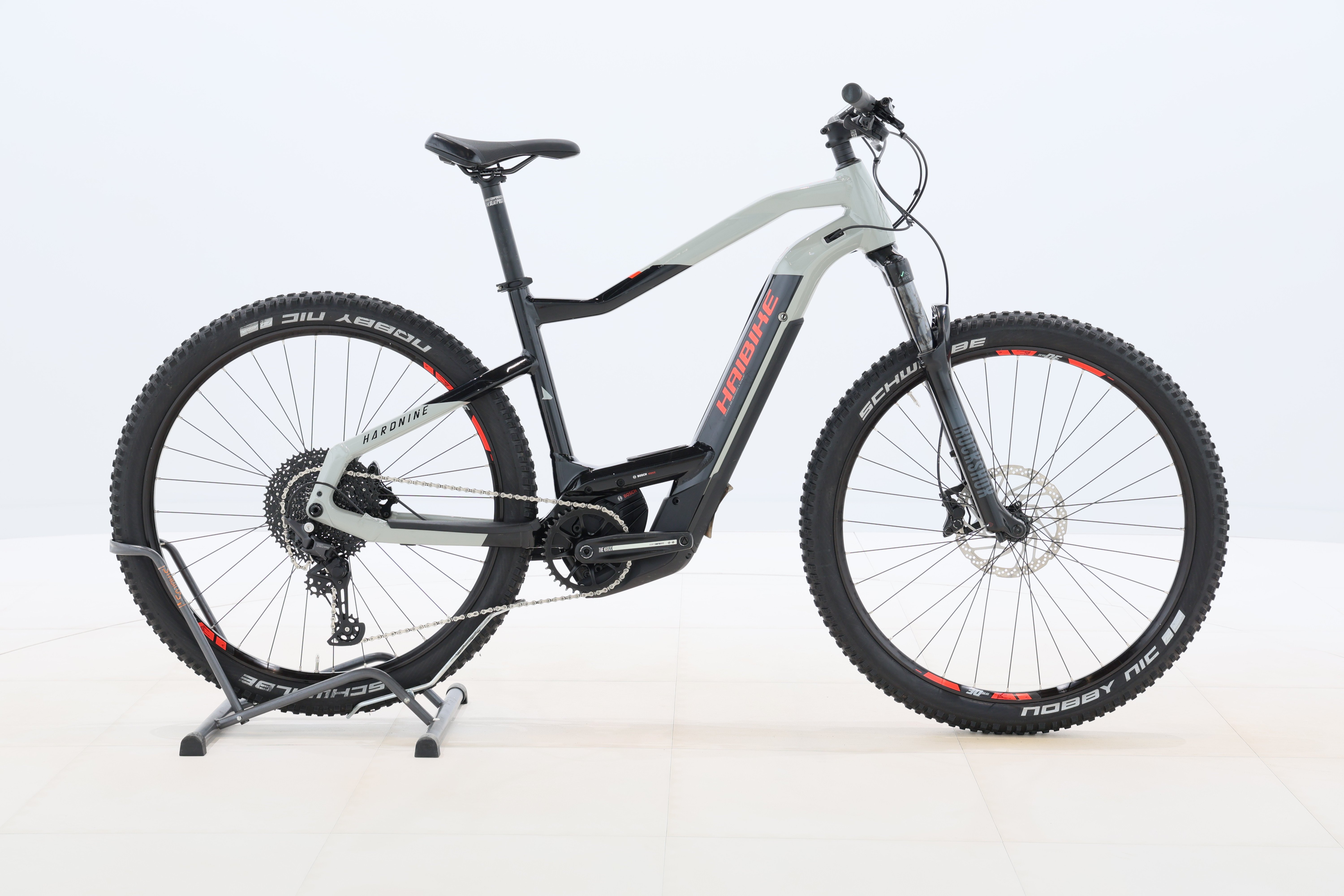 c8bddd2f-41aa-4e9b-9f63-83ba1d2326b4