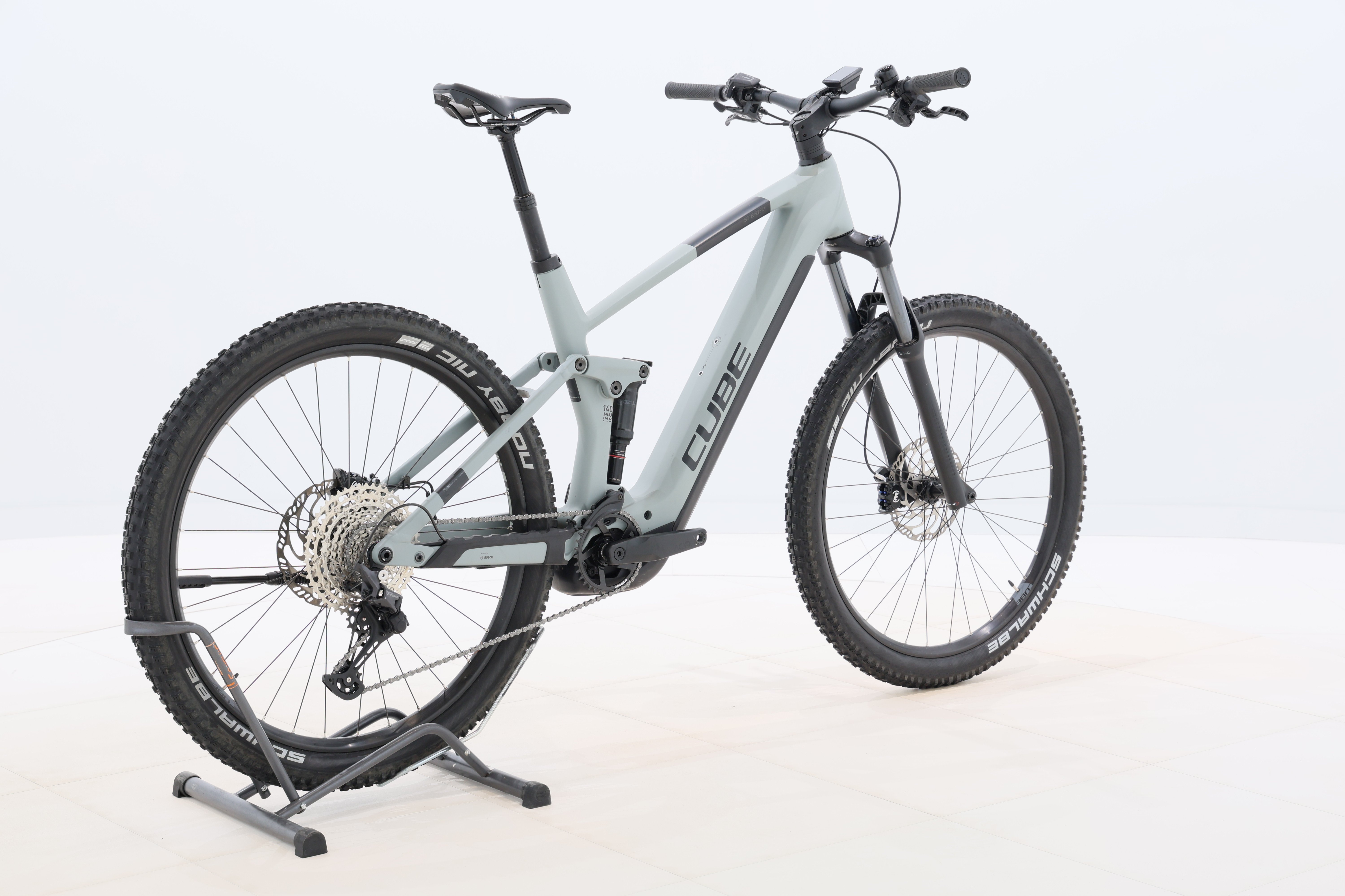 acbf6418-127c-431f-b78d-07e0684ad8a0