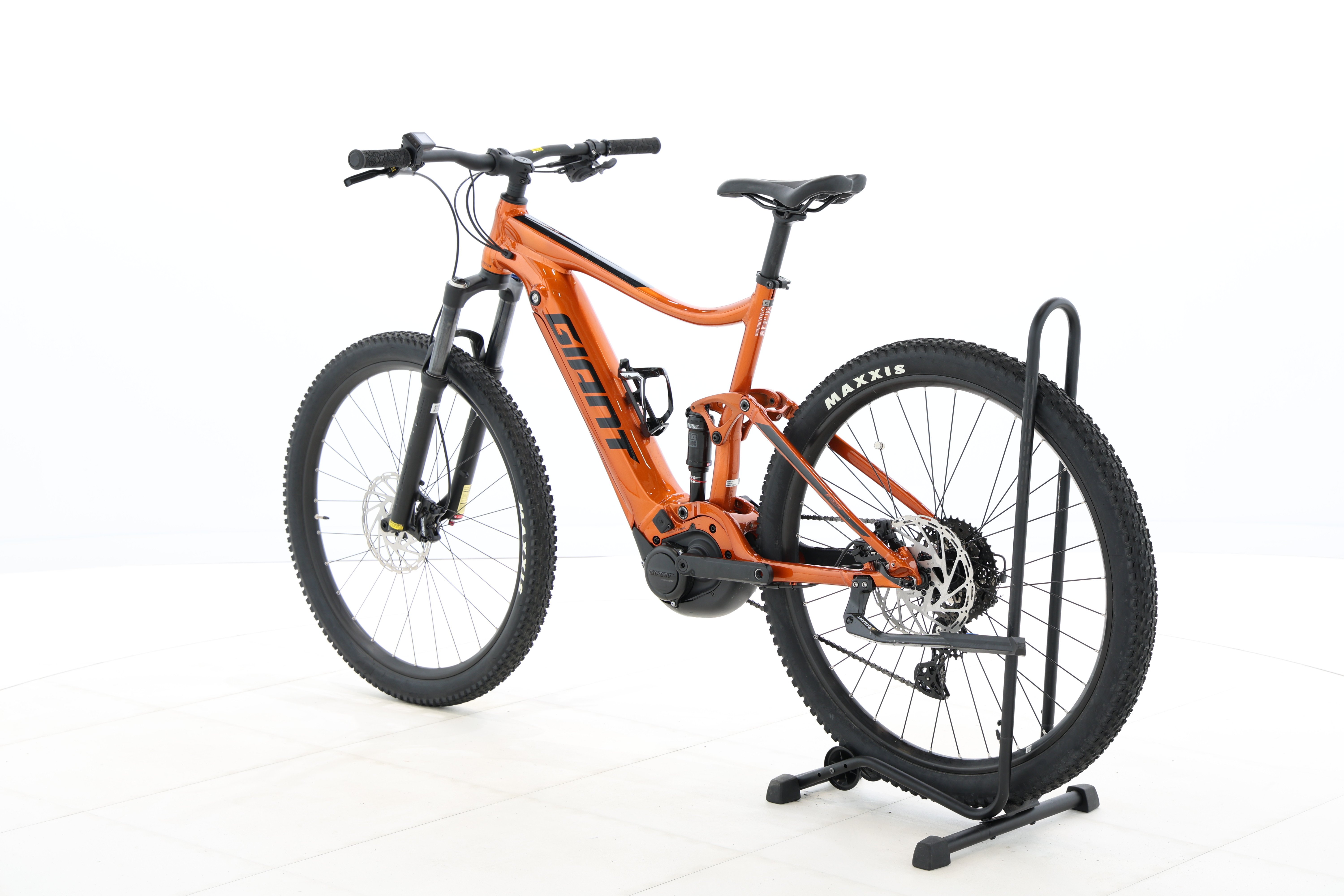 8ef4000c-4f68-4448-880a-91e1ac696e18