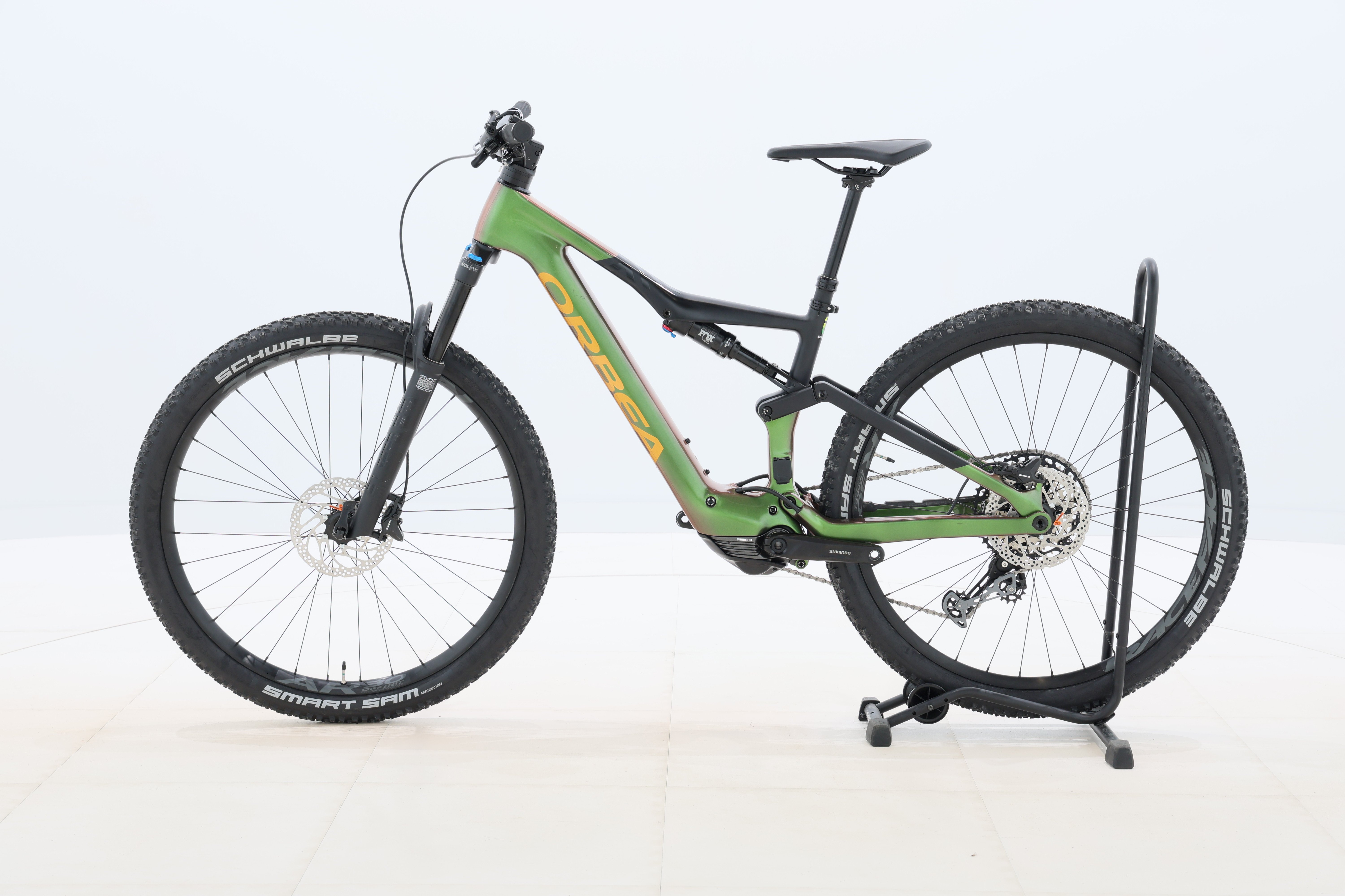 8e6301b0-de9a-4ae0-afc9-591ad698404e