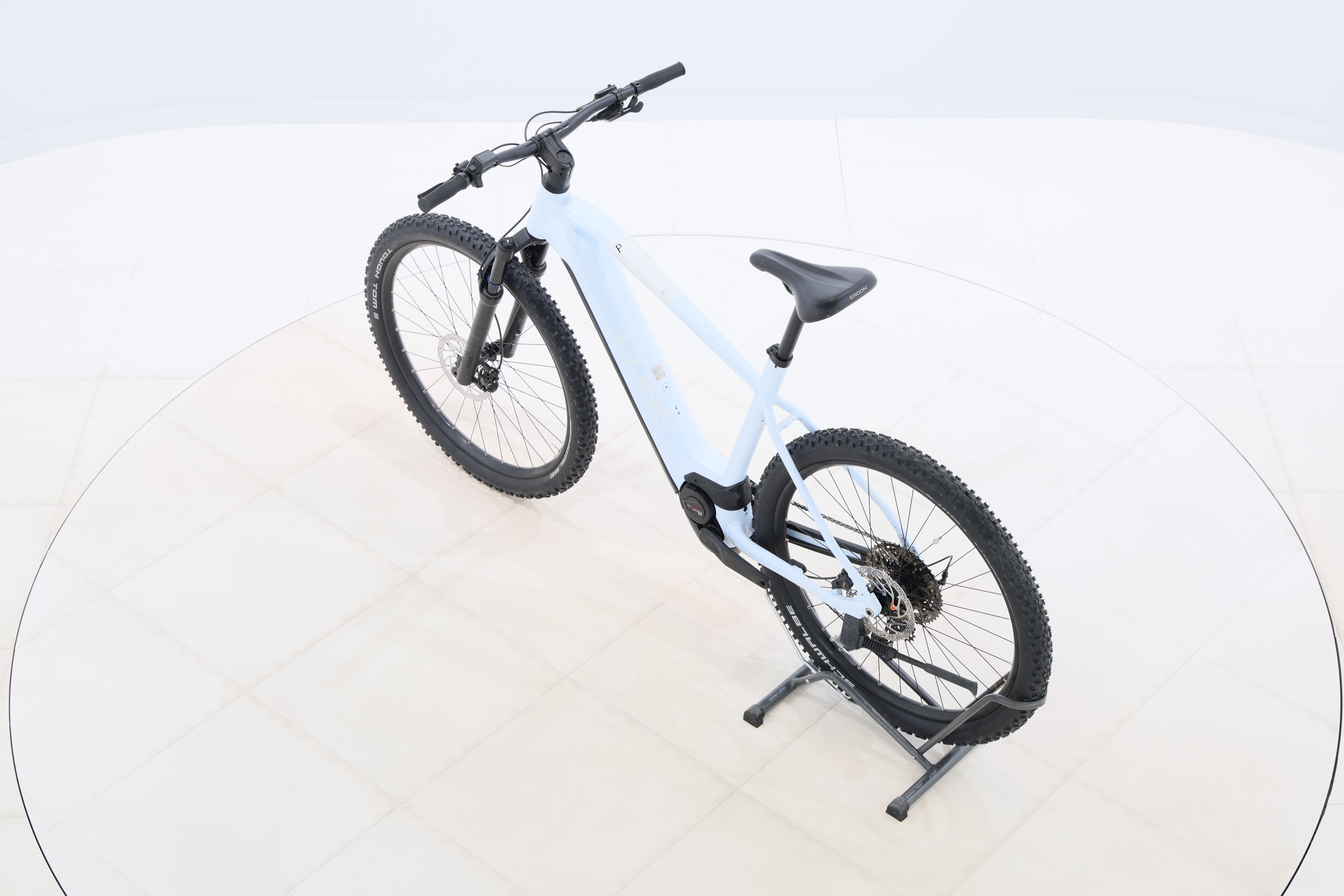 04ec46ea-3bac-48e0-9f64-9ddbeb2cdd1e