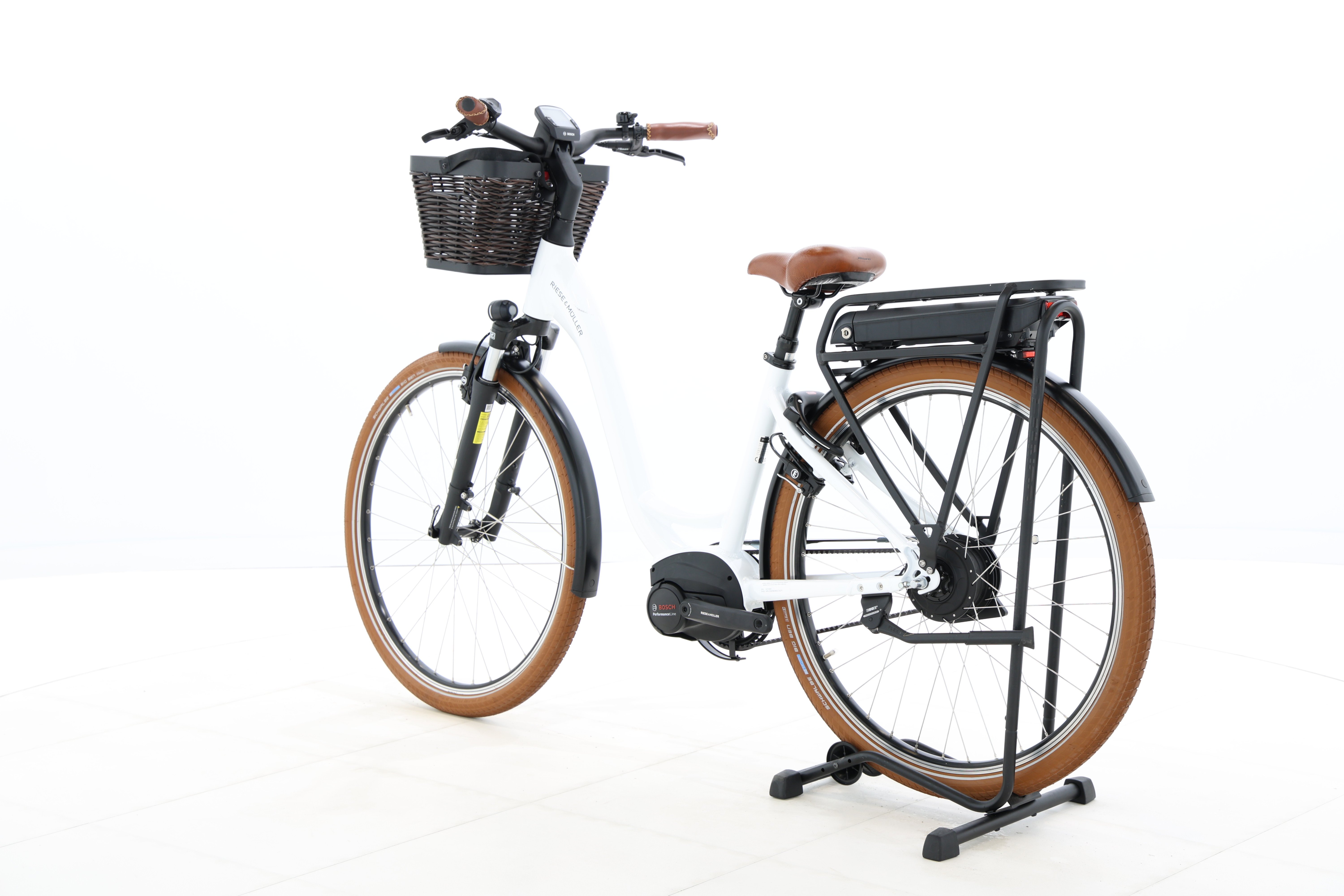 61f21a9b-576d-4329-b56c-b93925d1931c