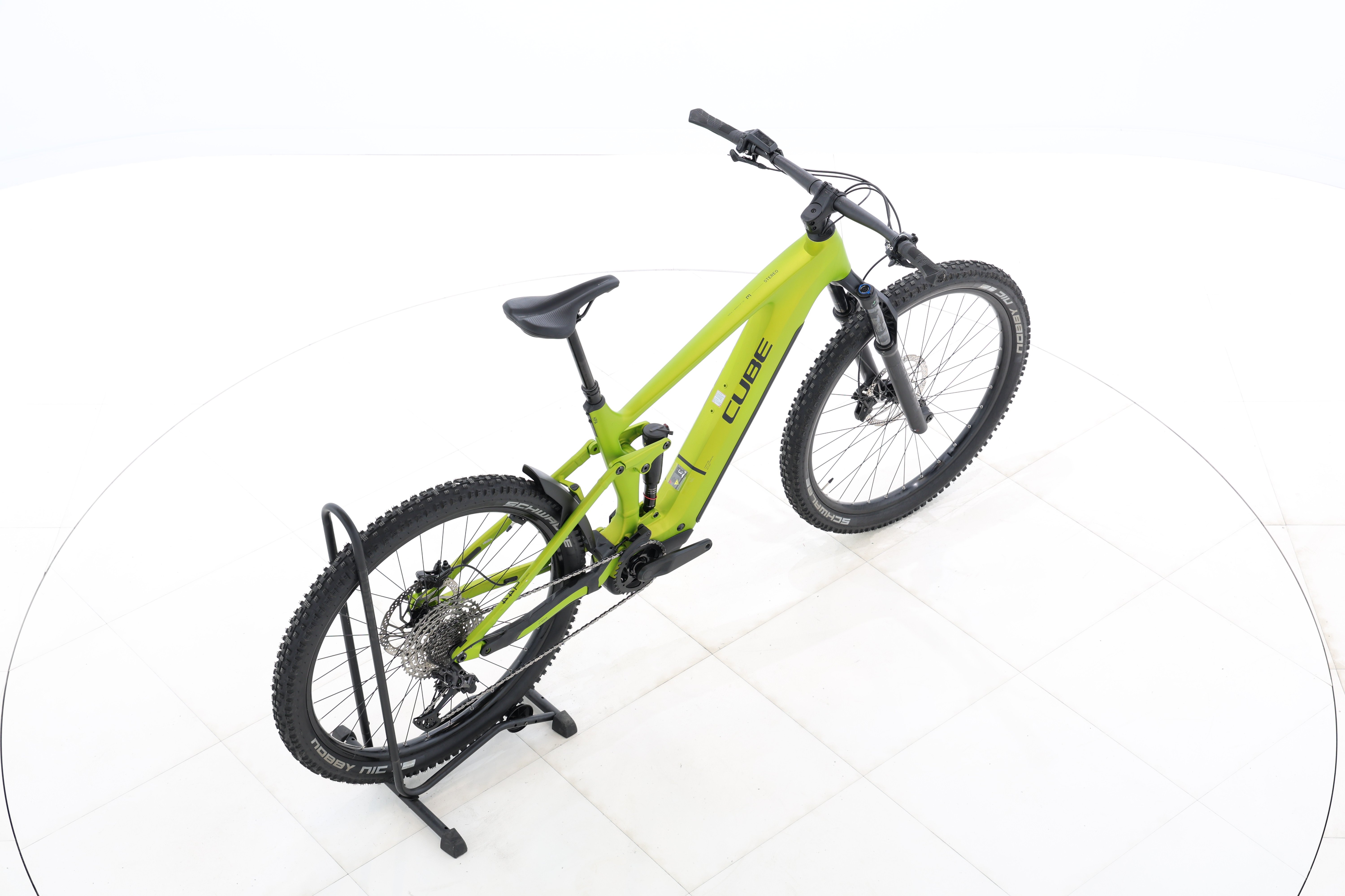 a8dc6938-e829-4bfb-ba1a-66f117dd748c