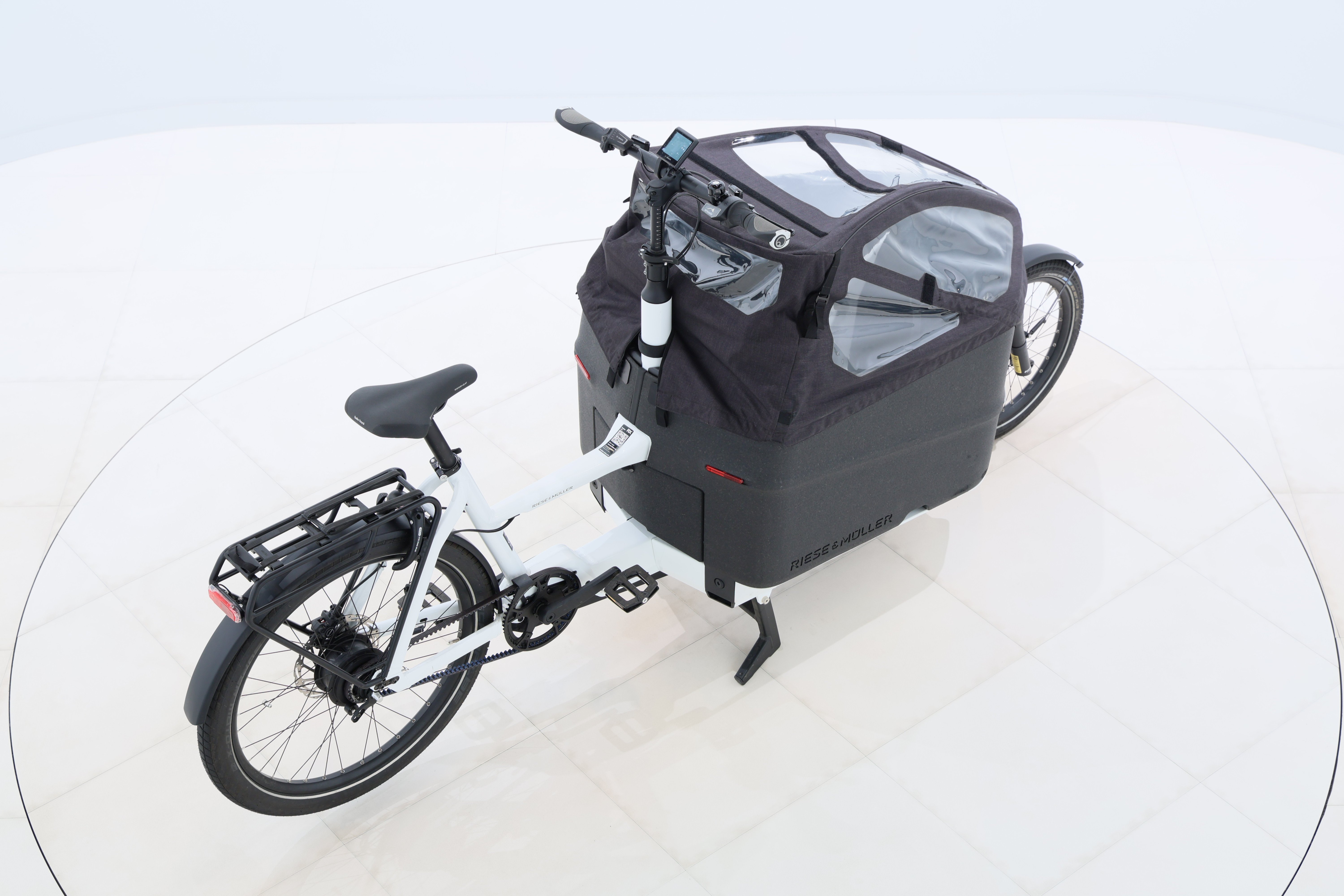 a1226da8-f522-493e-8786-0e7ac7d1ec23