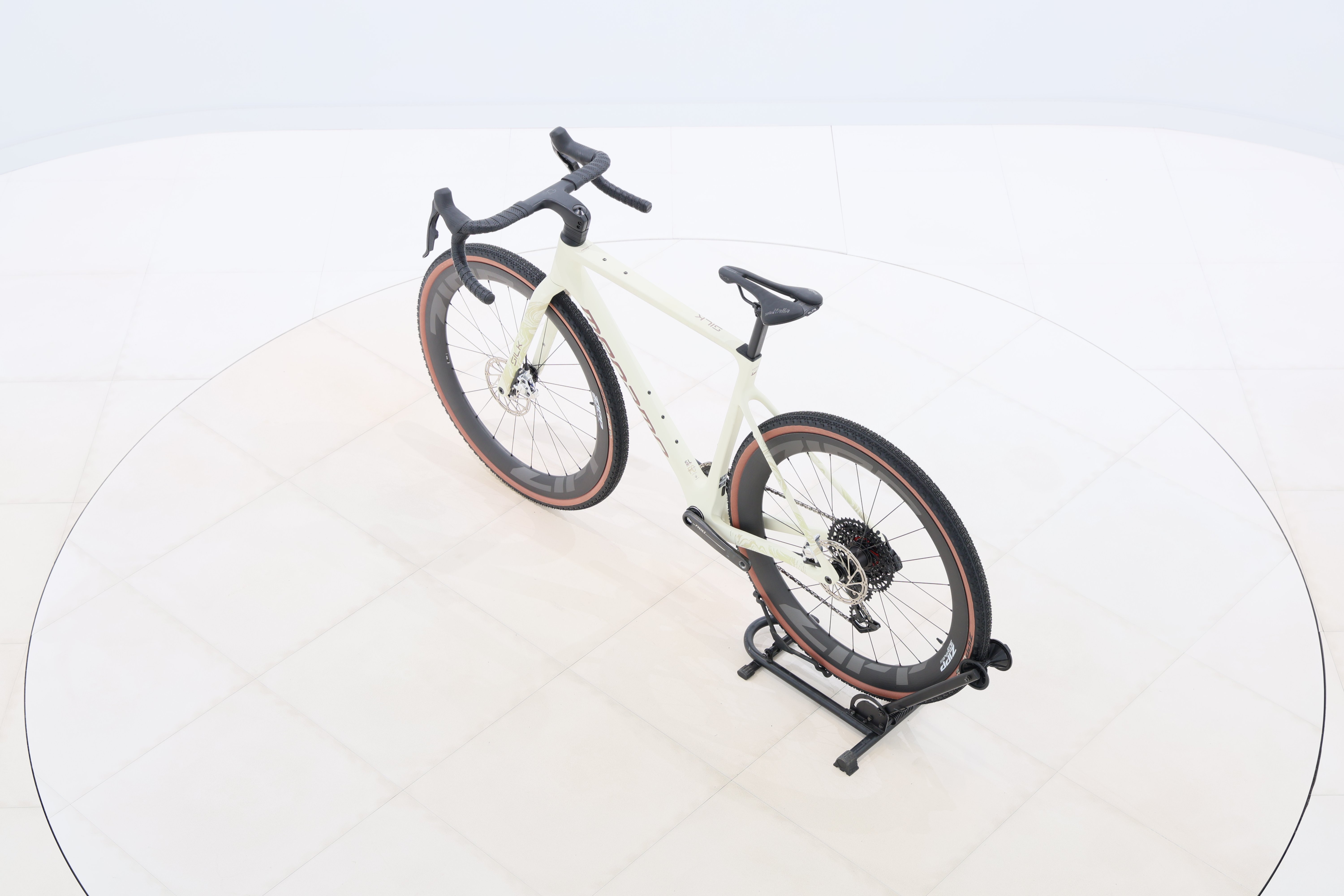 c13fe778-9108-4fee-9aaf-f834b0c39310