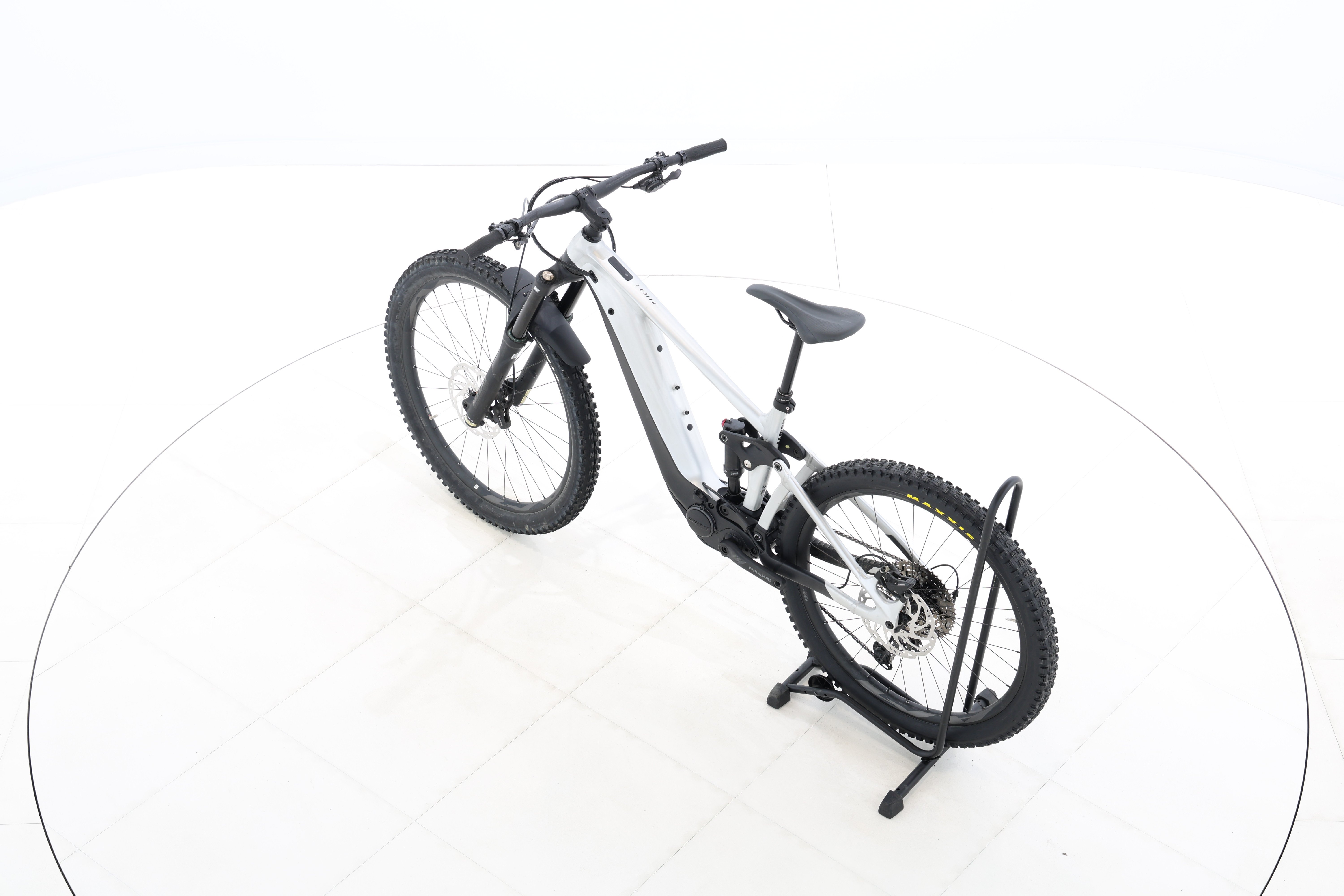 41f3df14-f9c4-4ce2-973d-4f8d6152966d