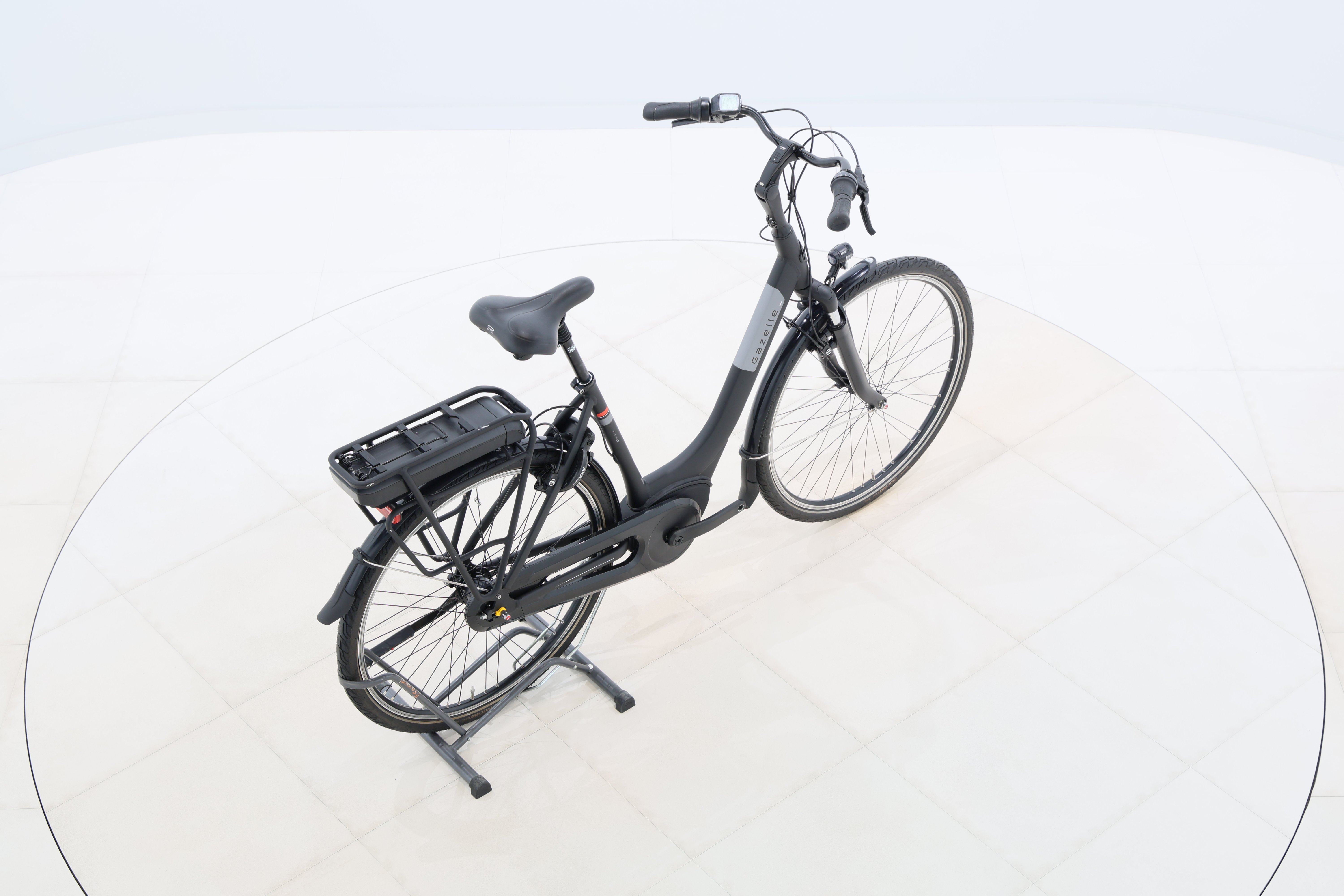 f6fc1f0f-bced-4d6f-97d7-ca961f3fe3ab