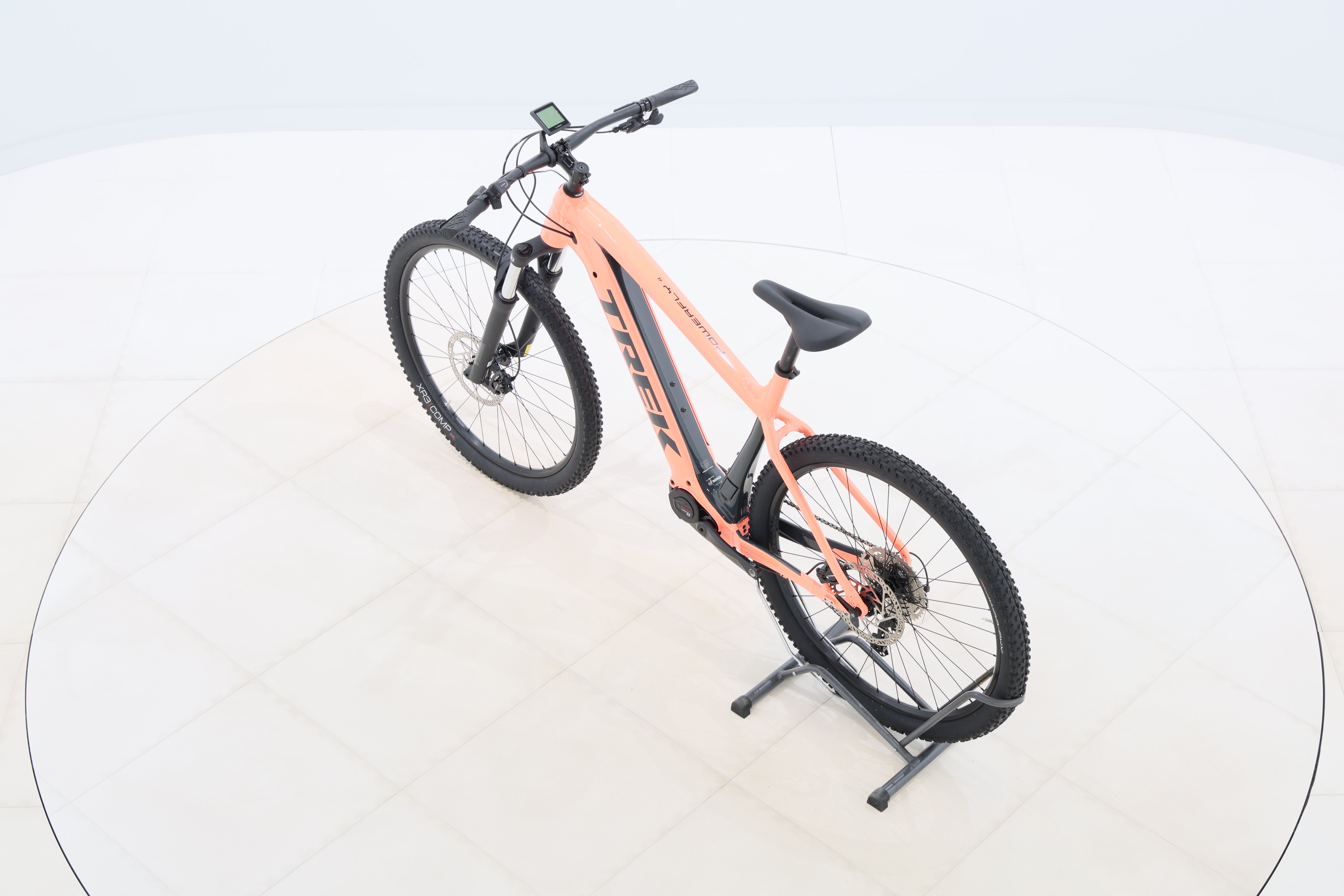 e97b577d-f4e5-4bc2-9a46-3116d6a41874