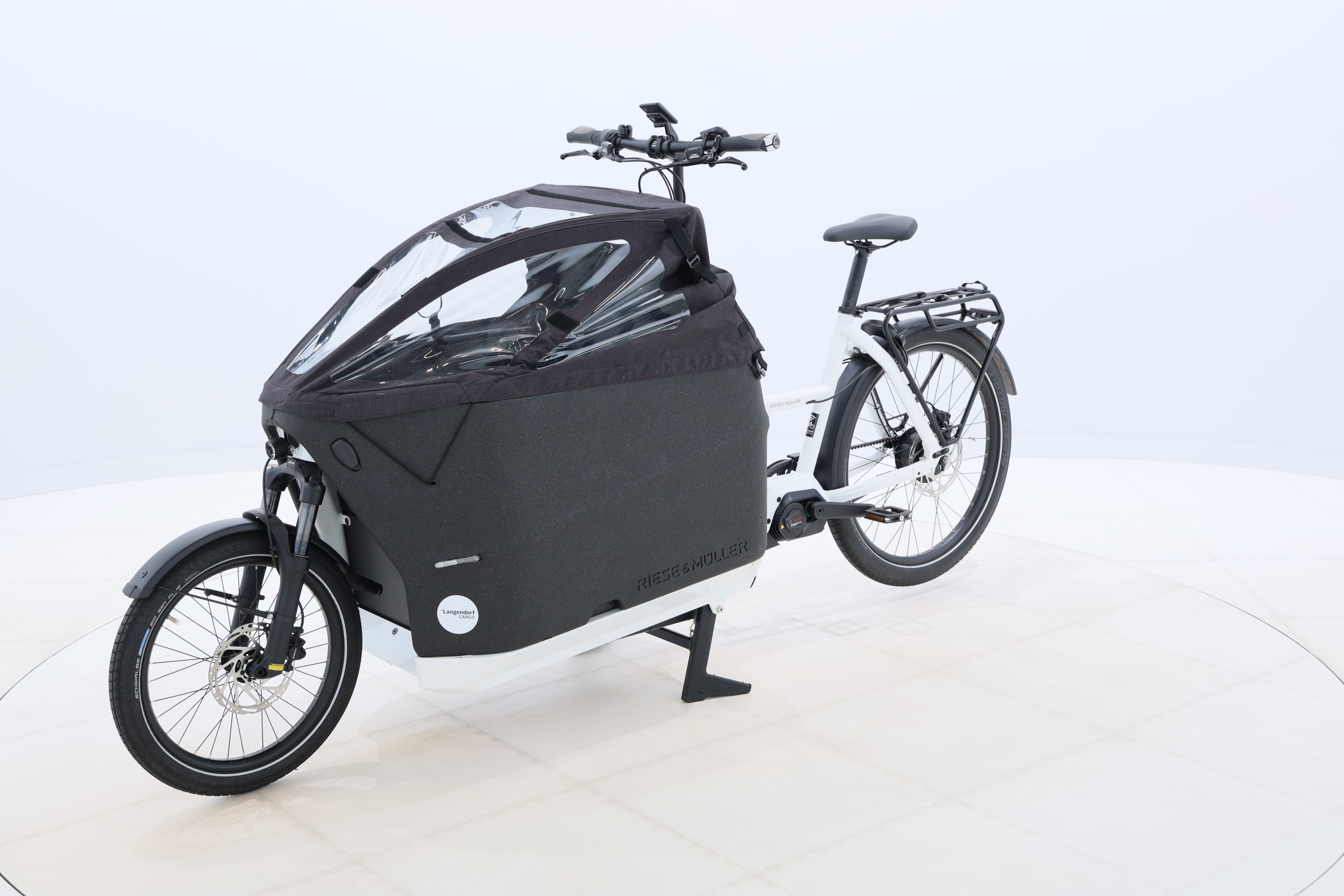 a1226da8-f522-493e-8786-0e7ac7d1ec23