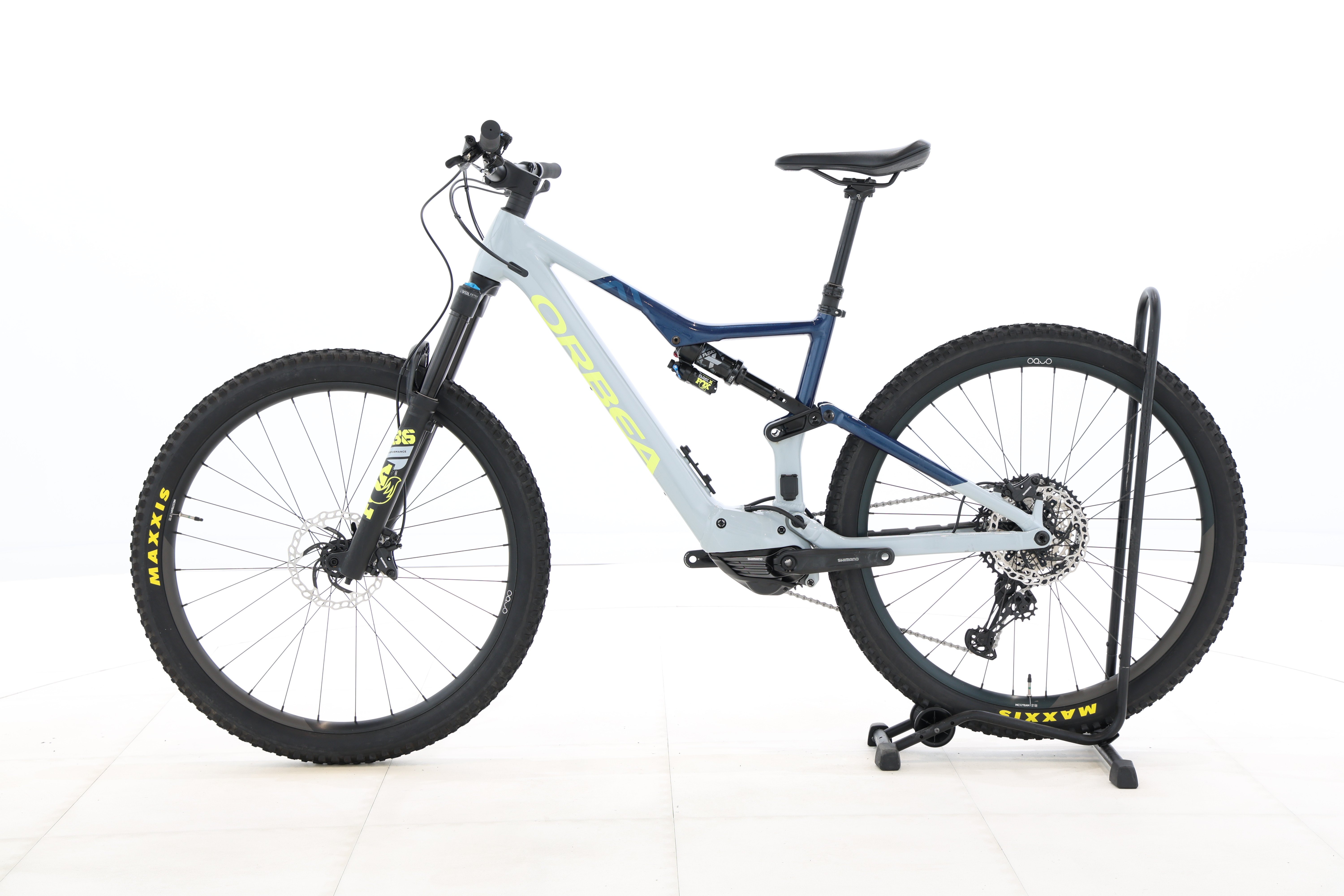 2ca3abe8-9857-4cea-b9f3-0bf21a61e9a0