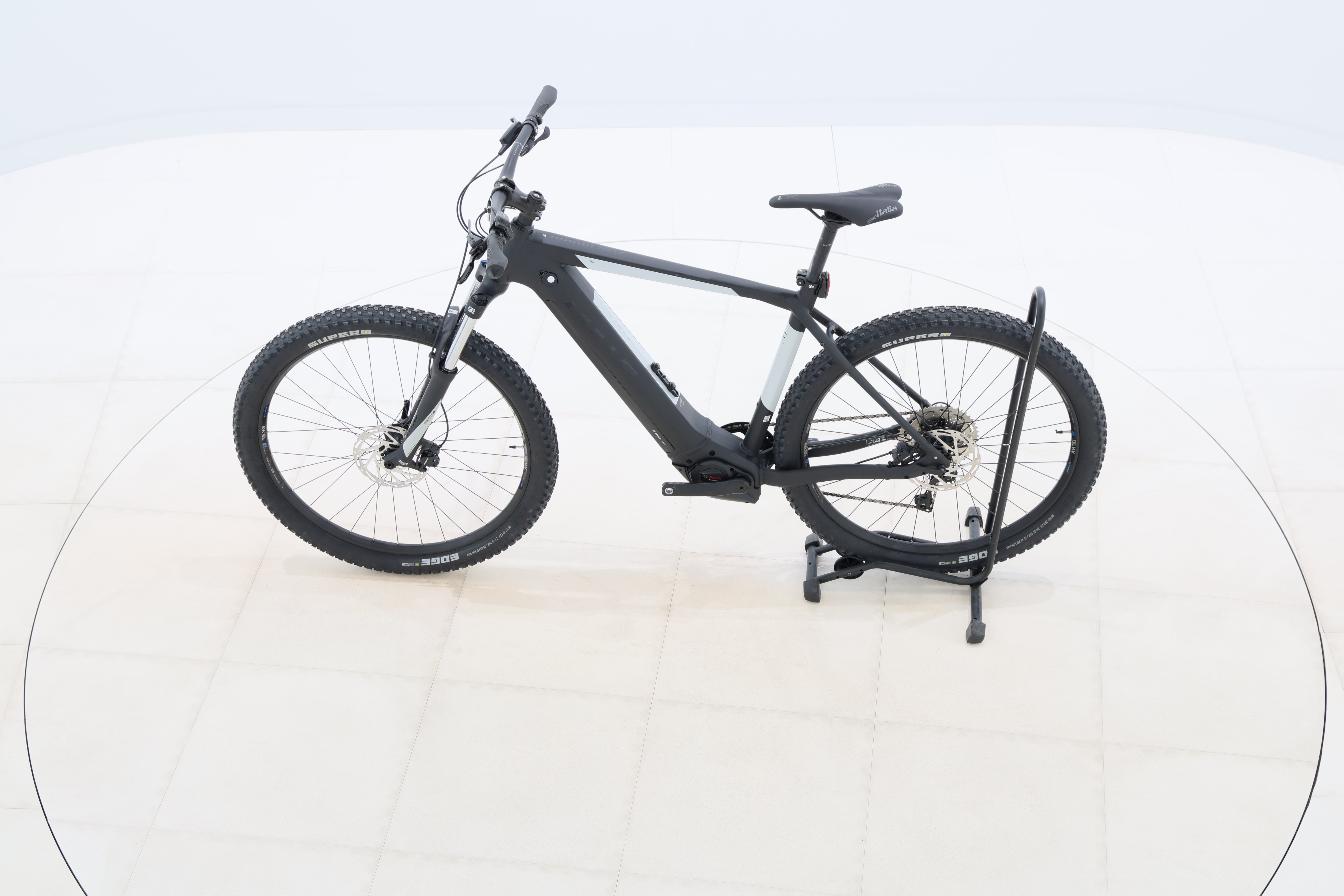 3abb2d5d-10b1-497e-803e-49e733f23c39