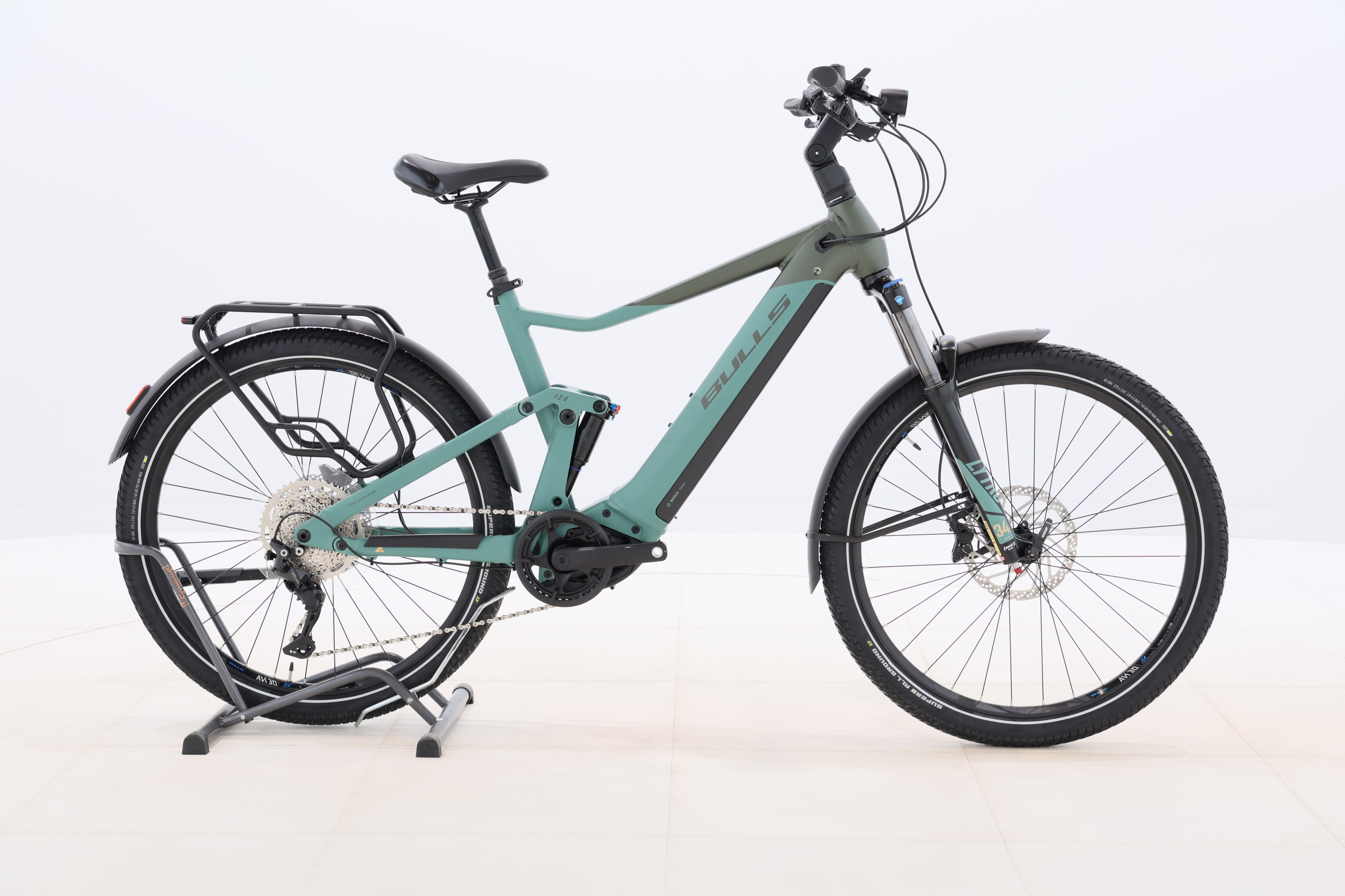 b04ed11b-1add-4f03-b9c5-bd7a9ddb3a26