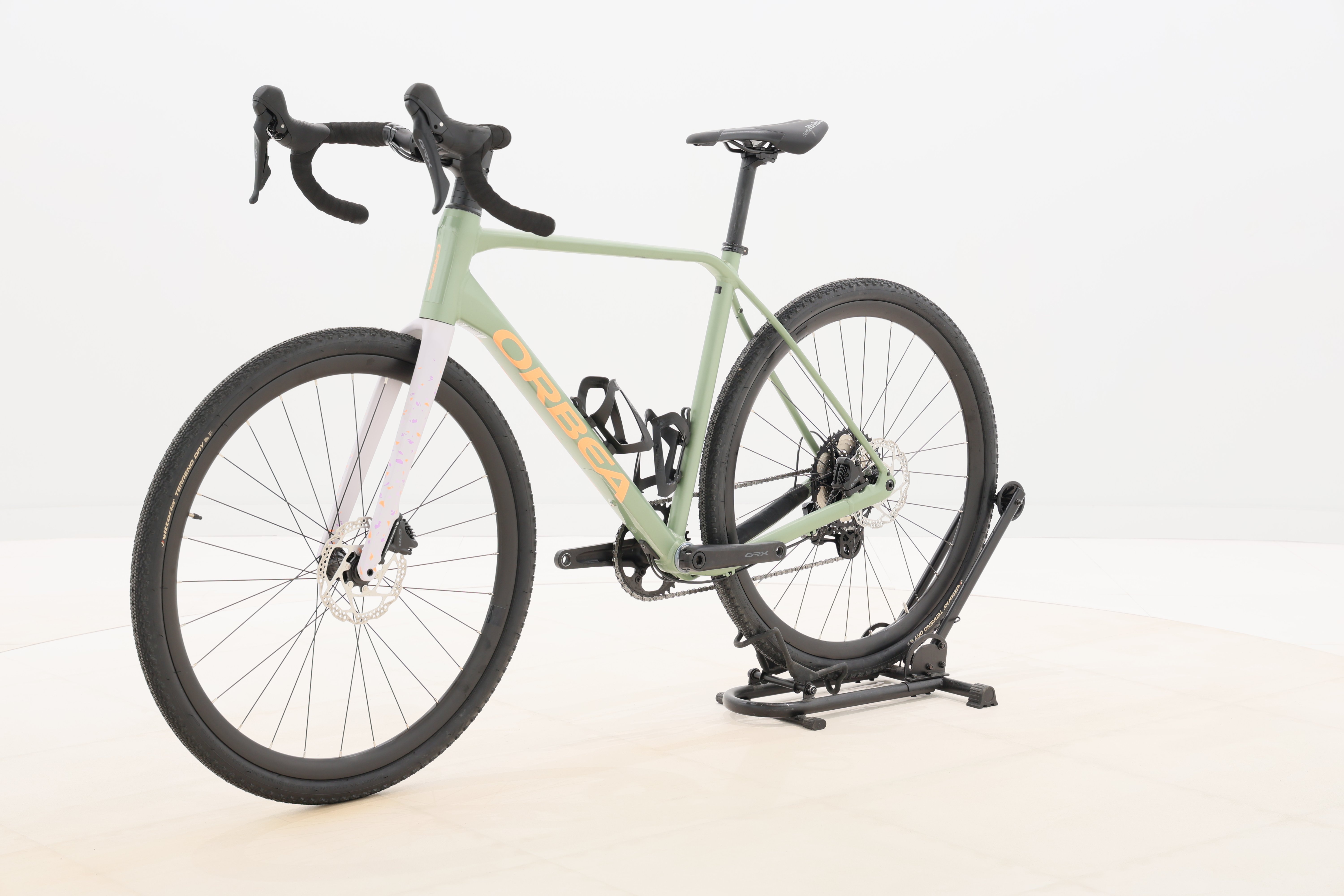 f256336a-5731-4c9e-a700-3e9ca3811177