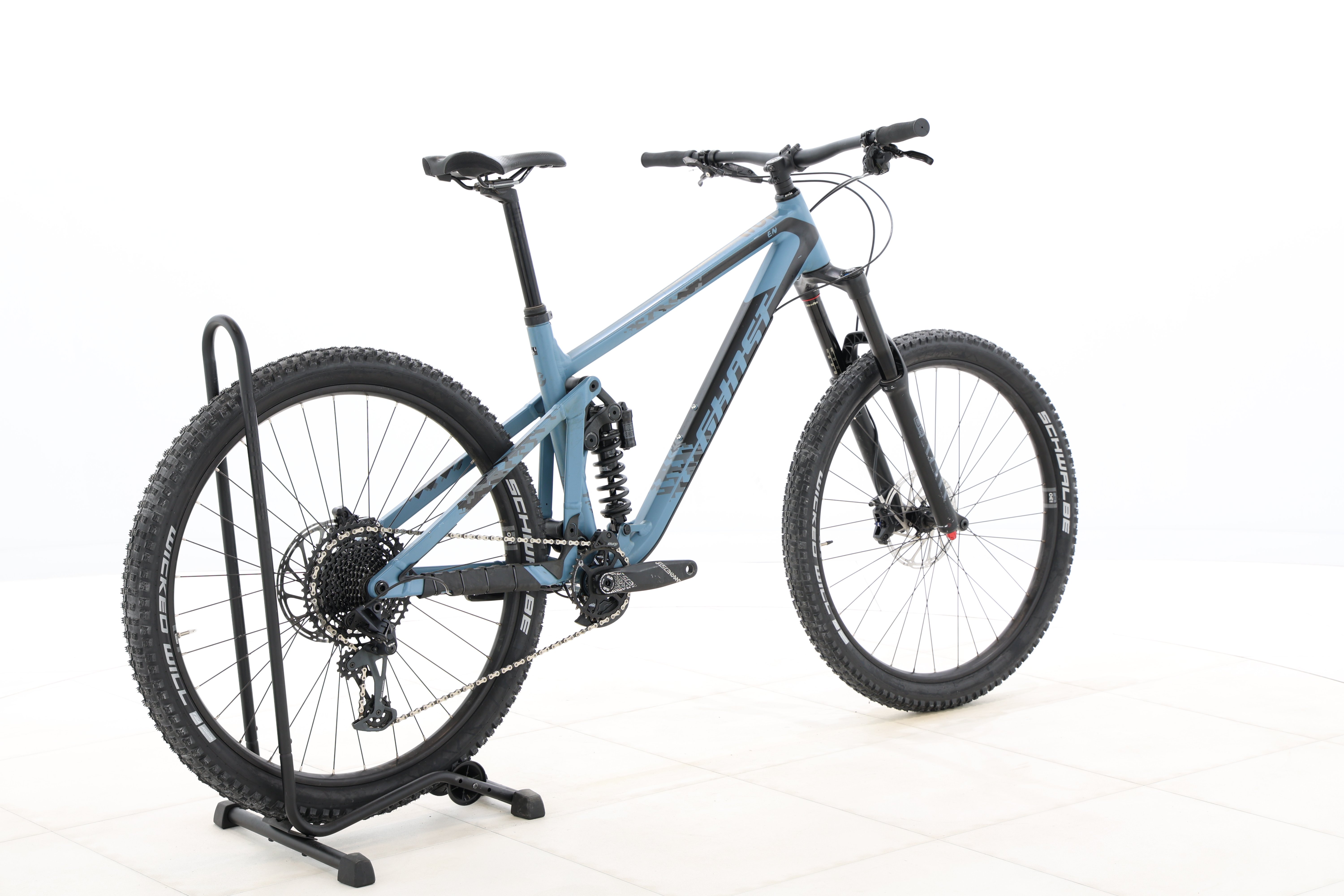 bbf18a42-0098-407f-8d57-d597fa0b7b0b