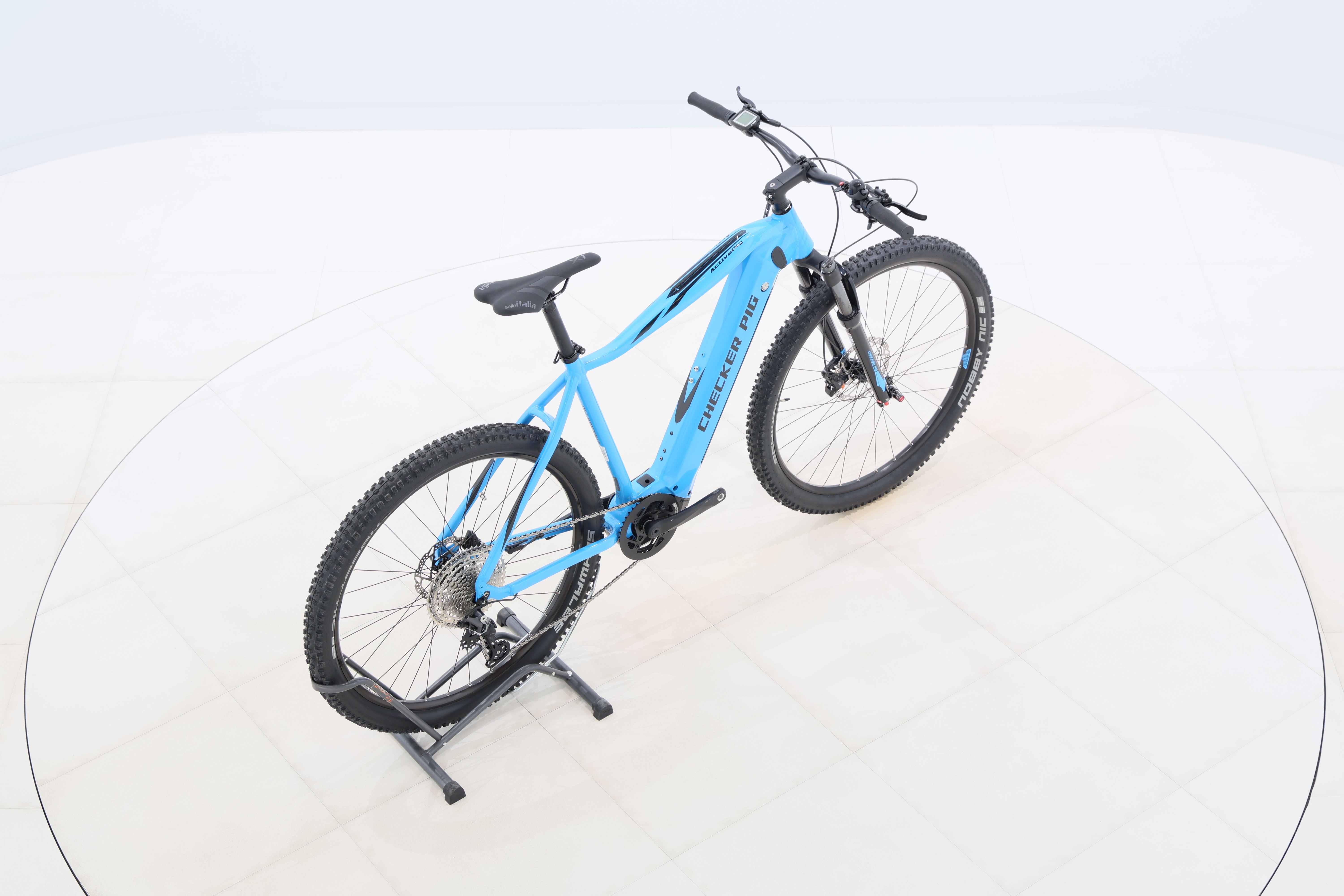 76a10a34-ada9-423e-91e5-7a55fde4b505