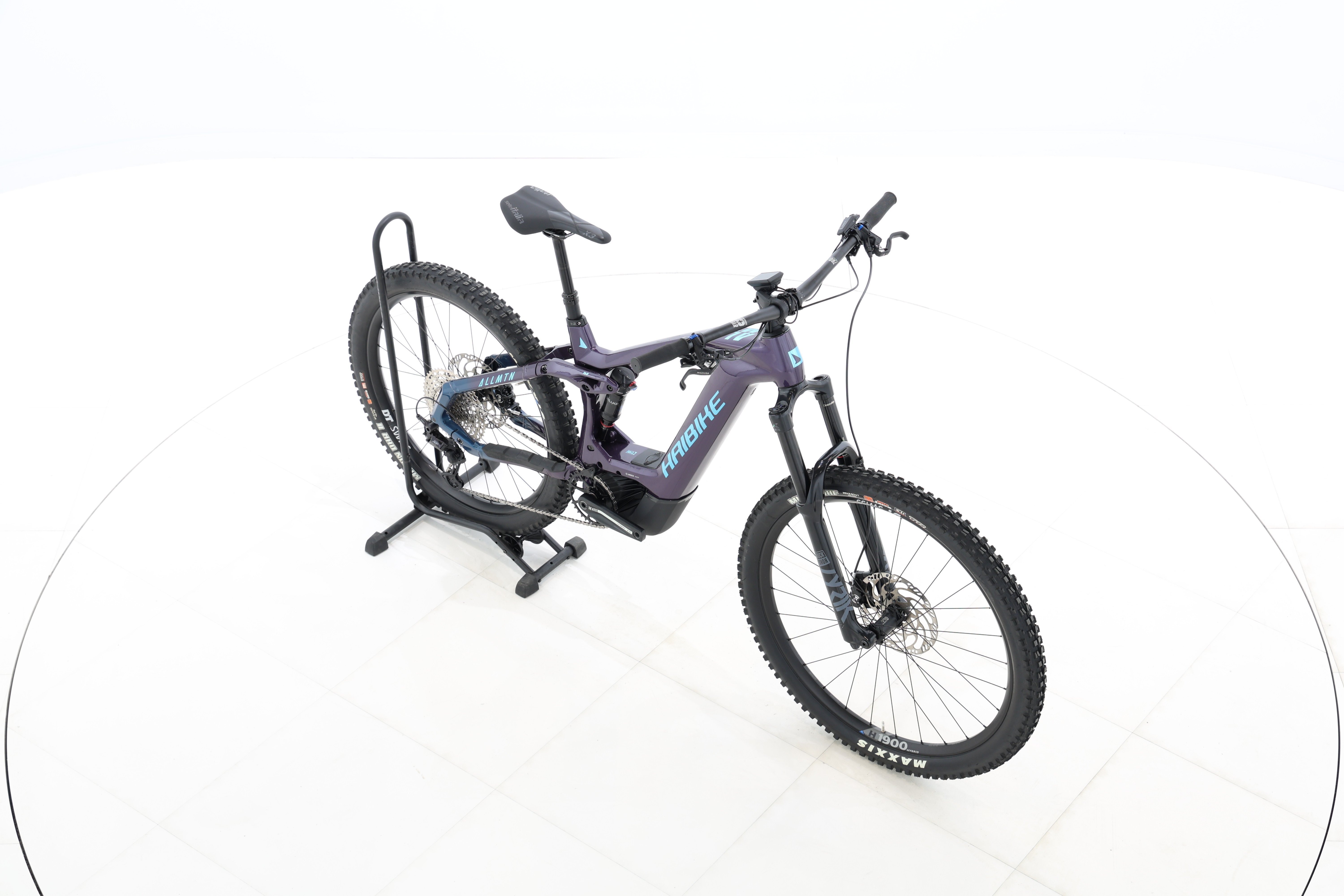 3153b4fa-d57b-46be-a586-f49b94752456