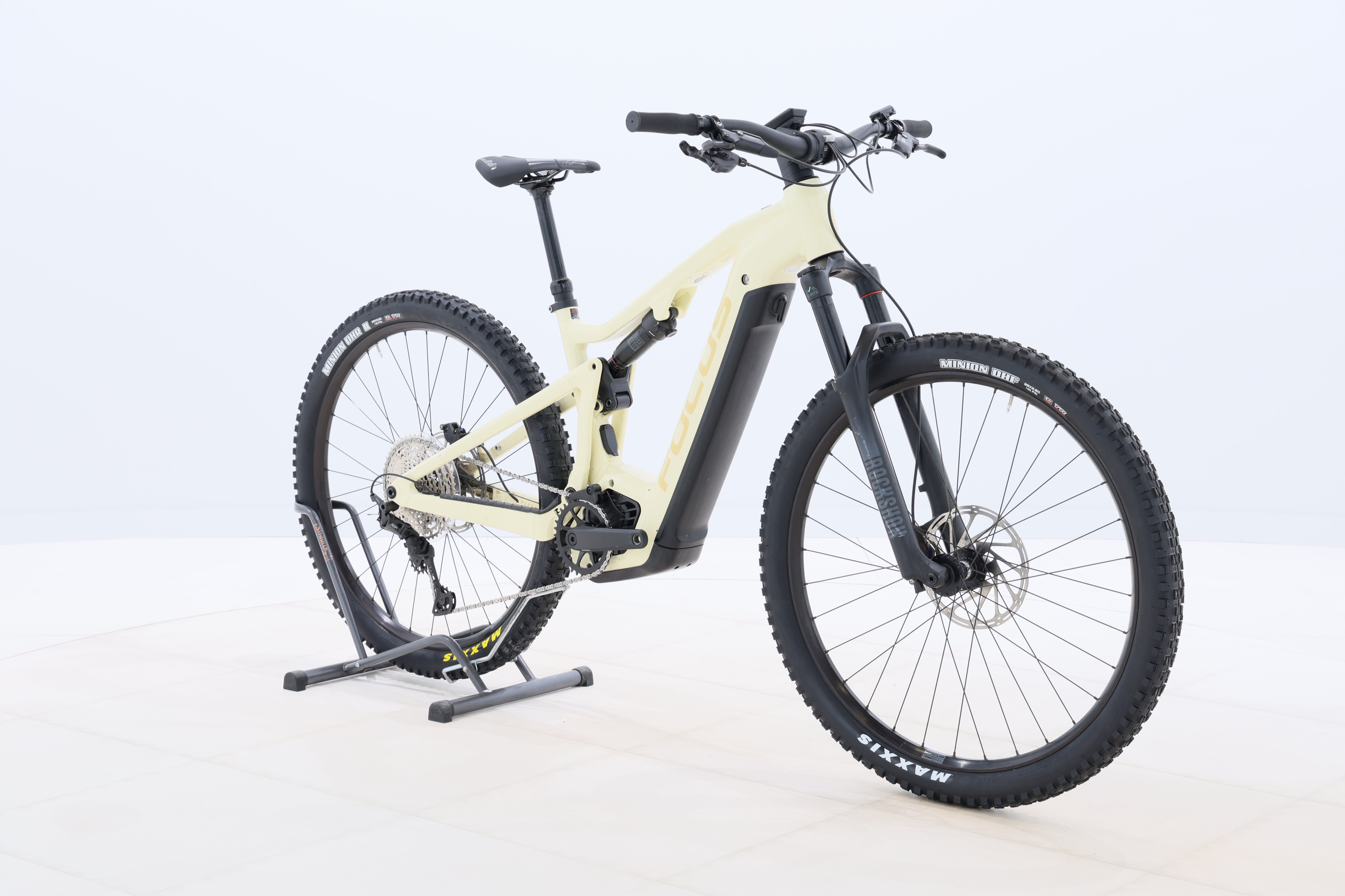 92895406-2296-47f6-9902-e195f72341a5