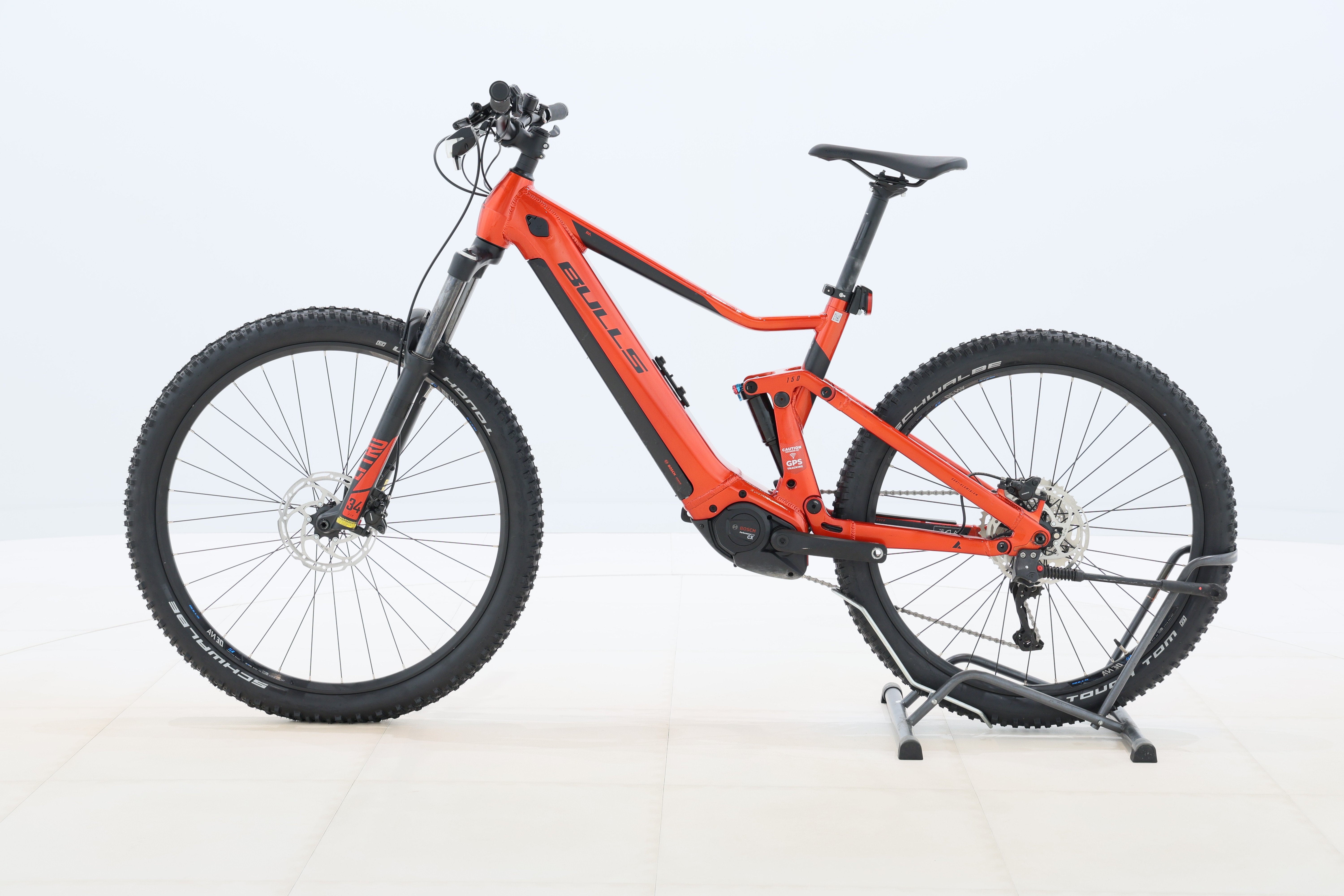 8a9f6f3b-bb46-4cbd-acd1-0feb8e3dd1f6