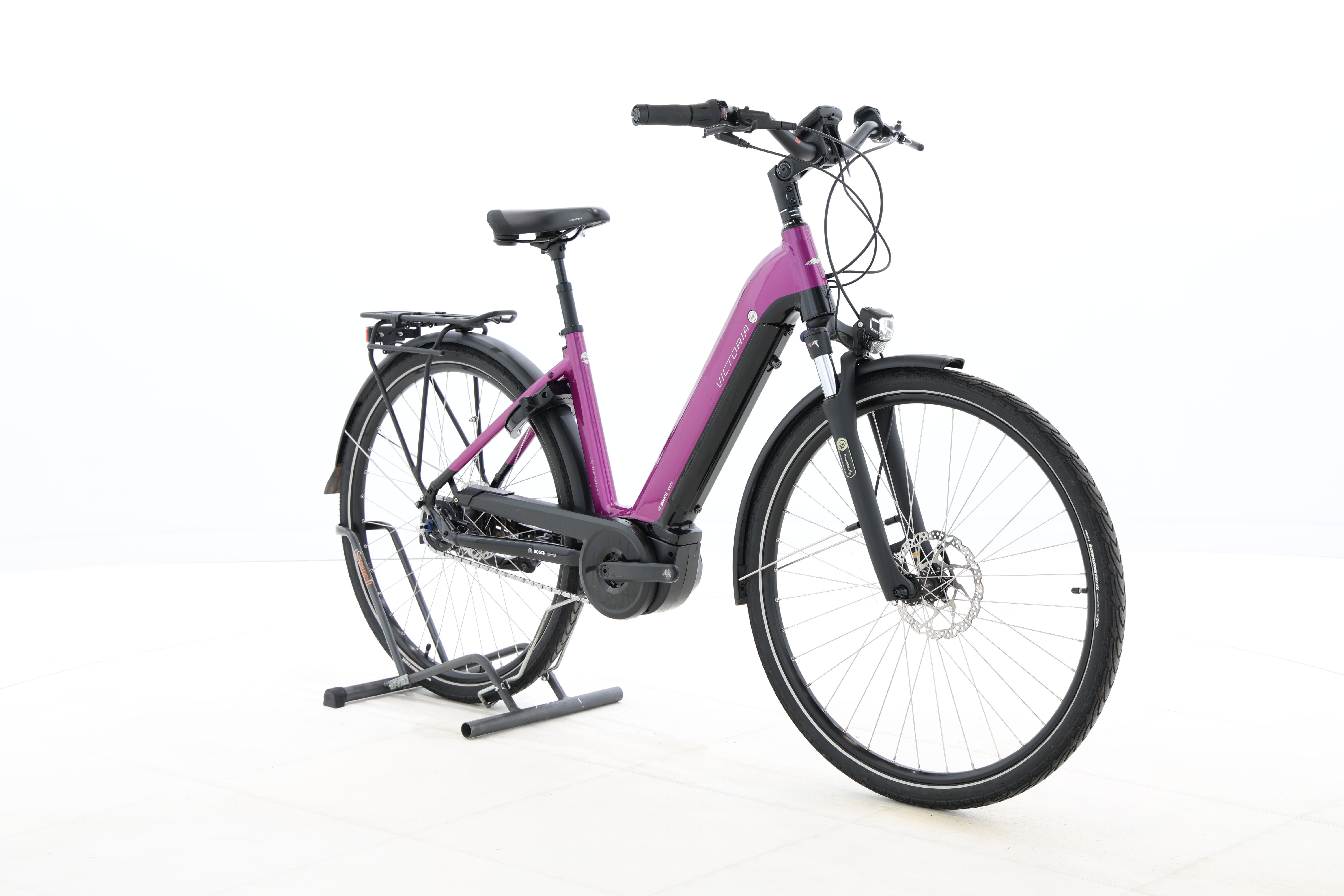 b21a758e-1566-421e-96b8-b4baaa964b7c