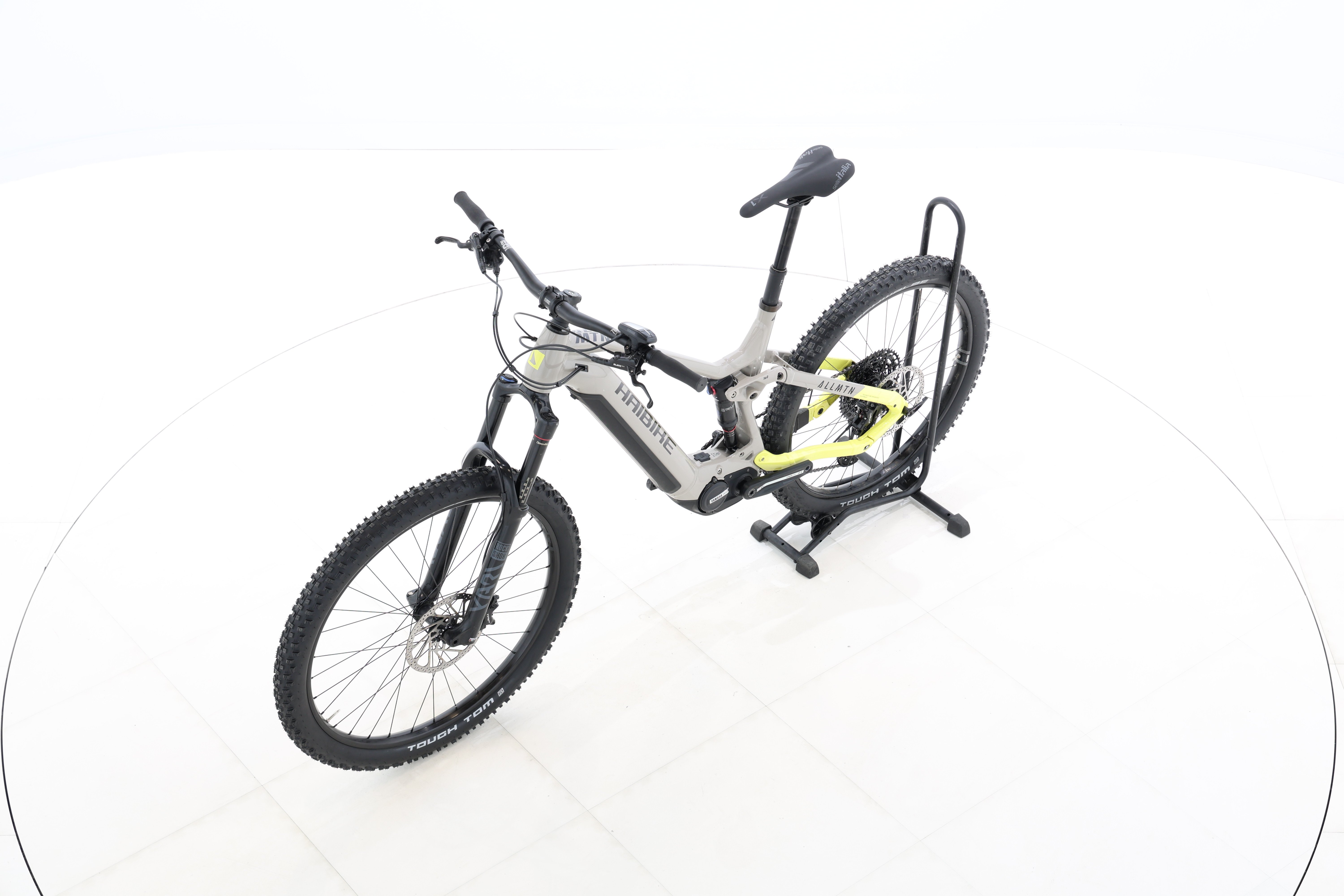 405b13b2-0b3e-4c30-bbb2-d4976af51b3d