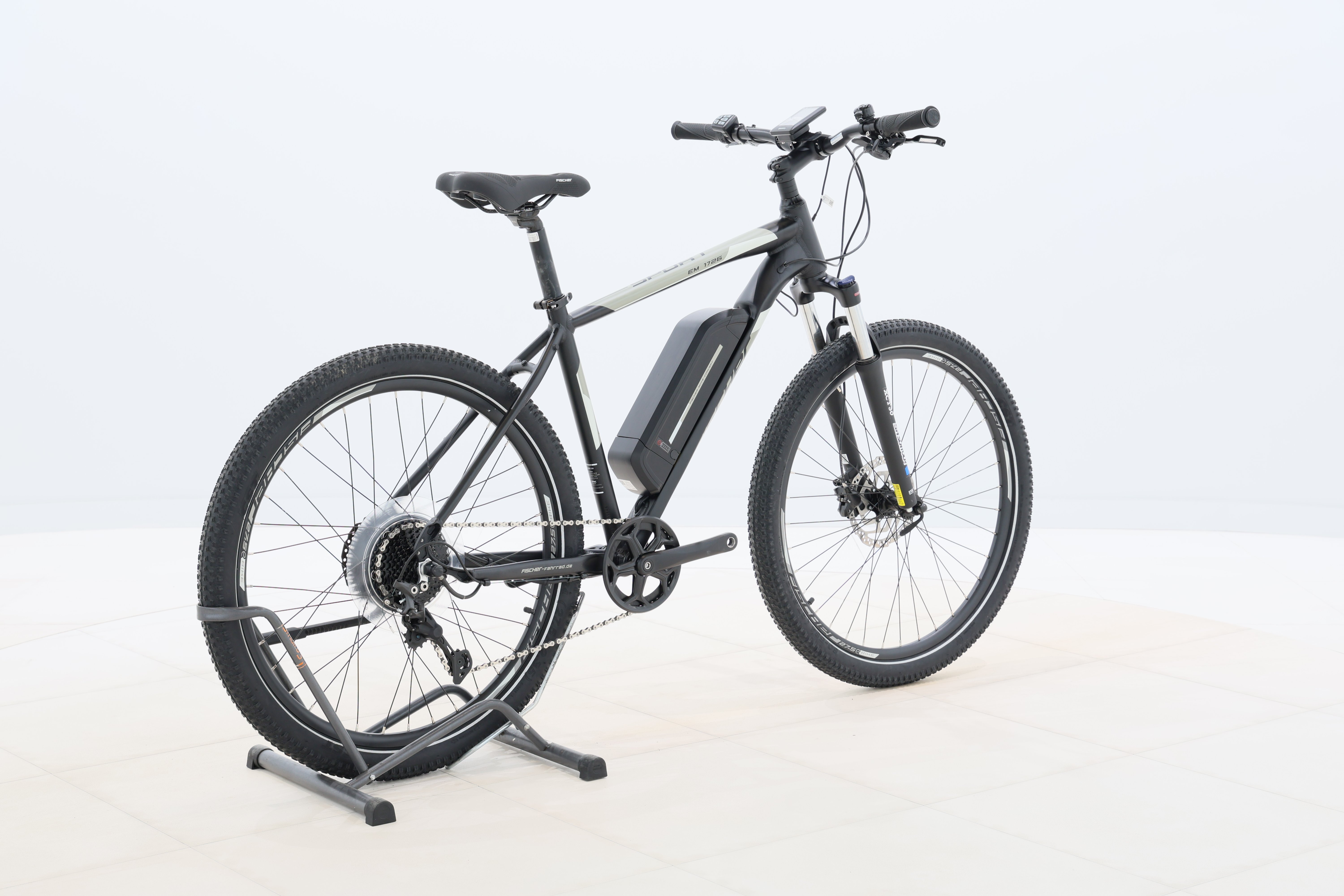 905ccd71-8f49-4757-8952-13a1684b38b0