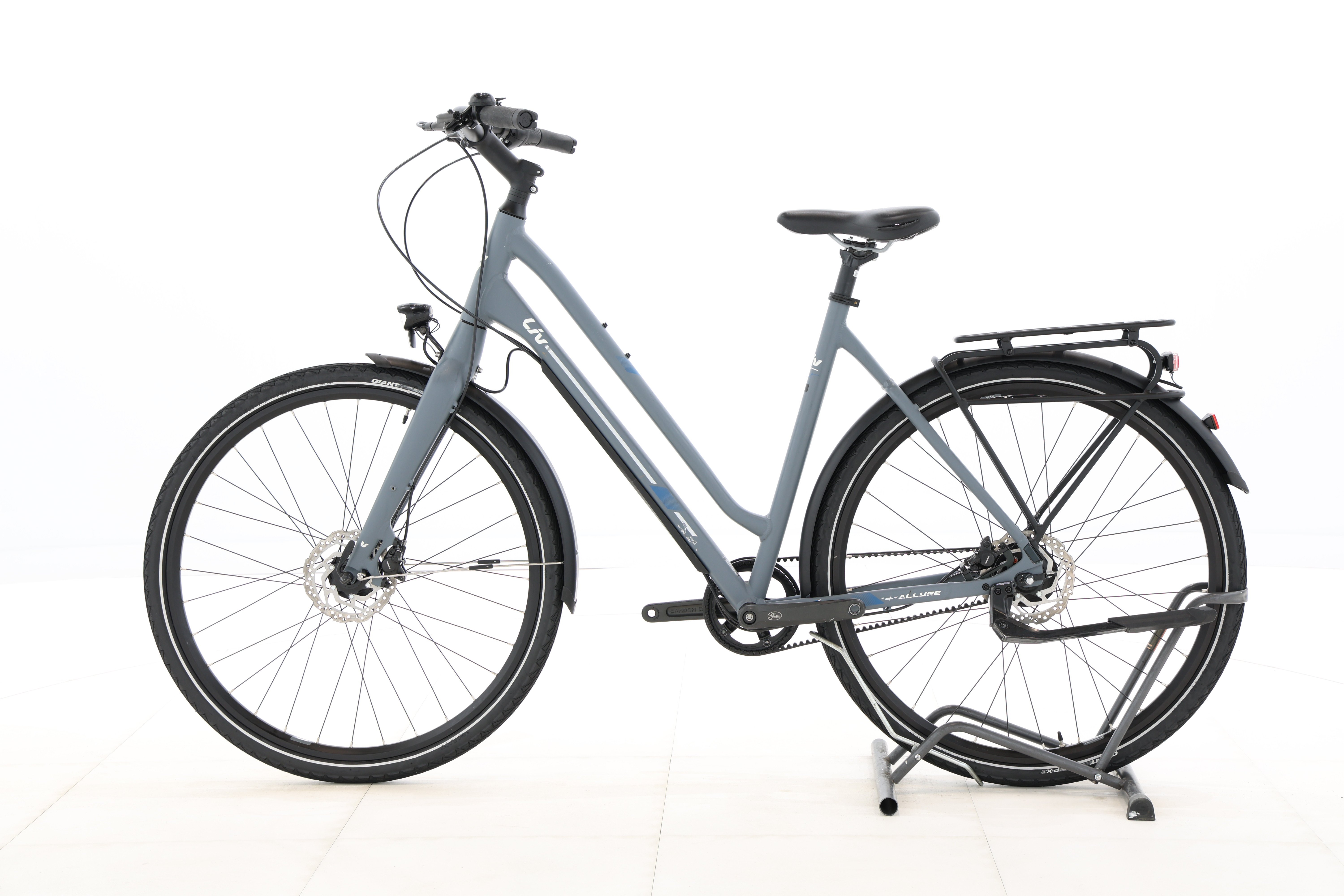 40956654-8b81-43e4-99da-920852dccb90