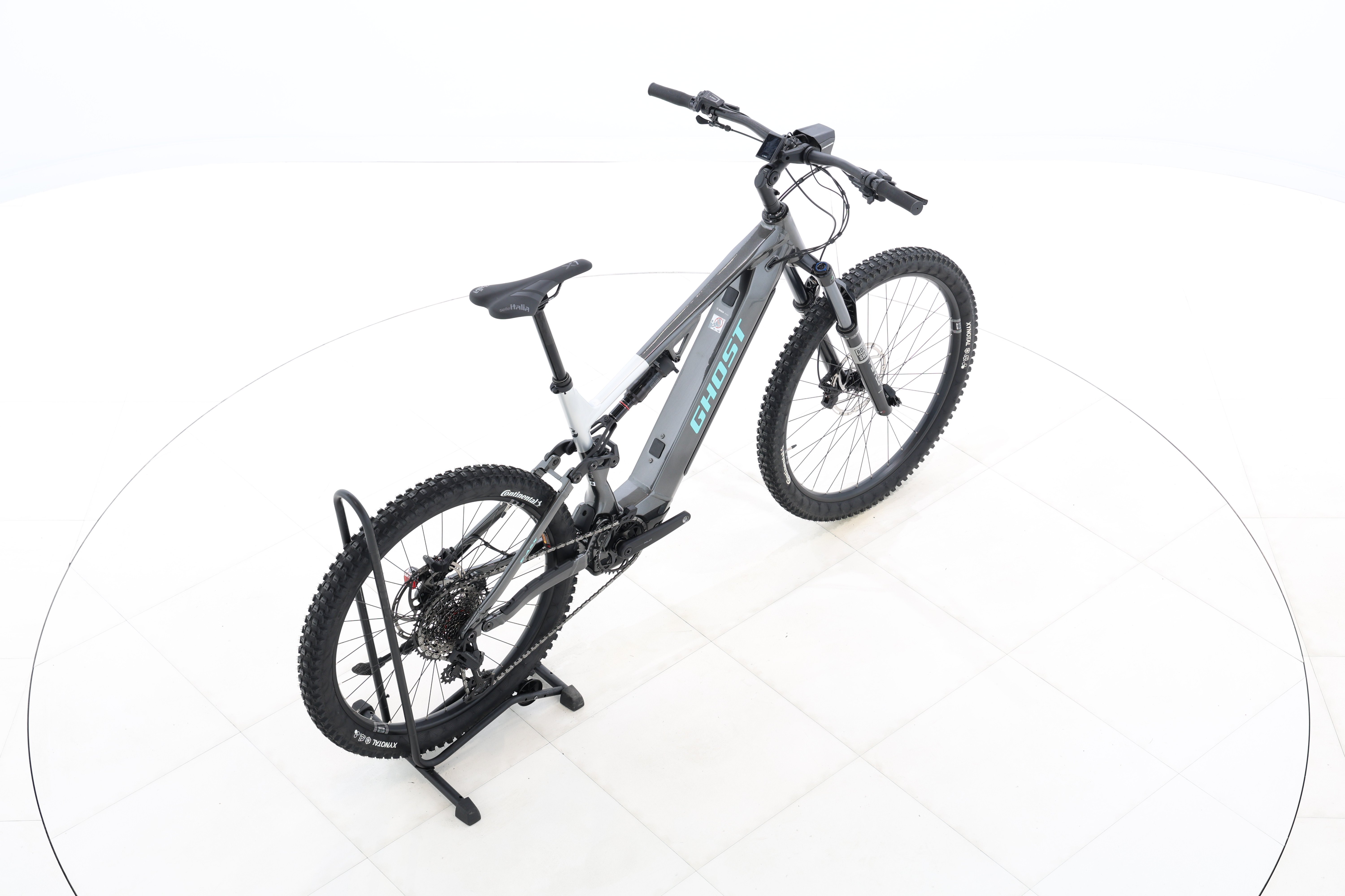 d4597691-c318-442c-b368-625b3ffca384