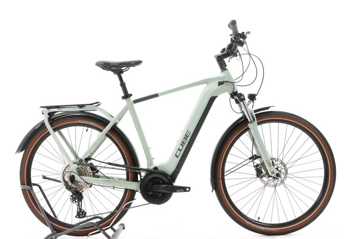 Cube Touring Hybrid Pro 625 2022