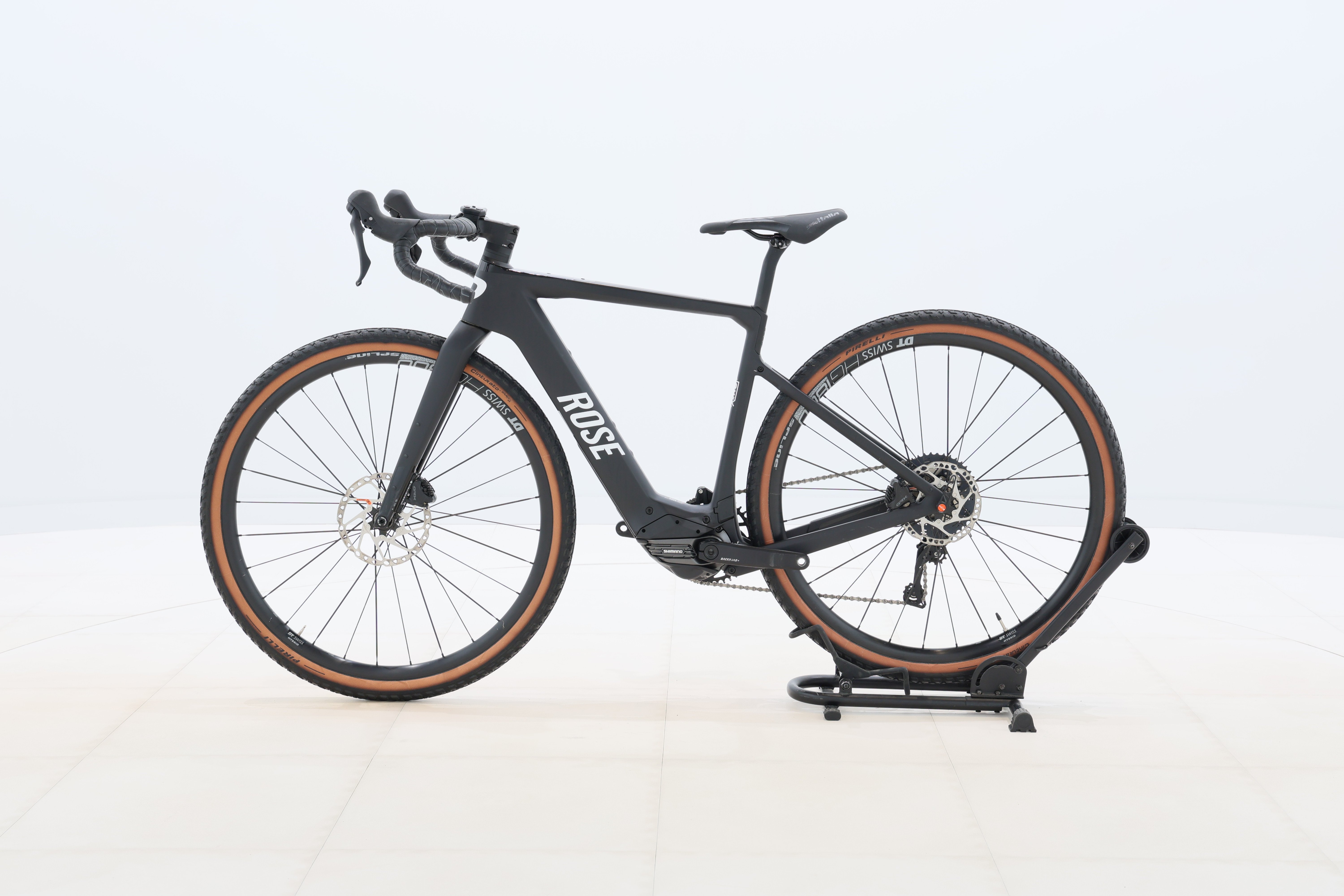 a36de24b-5a69-43ec-b448-fcd3bc702fe2