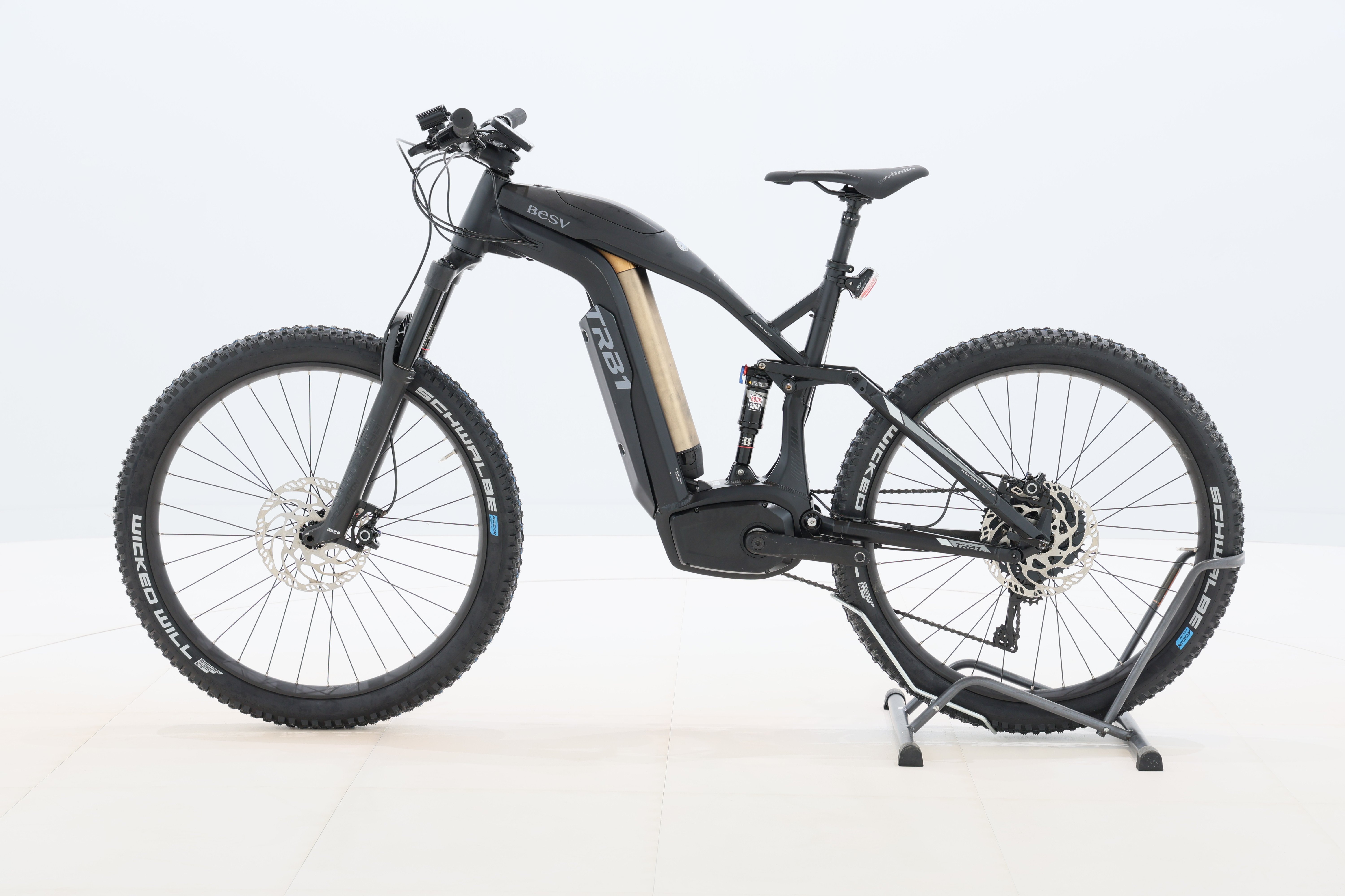 c4def468-fb23-40b1-93e9-434f9015bc37