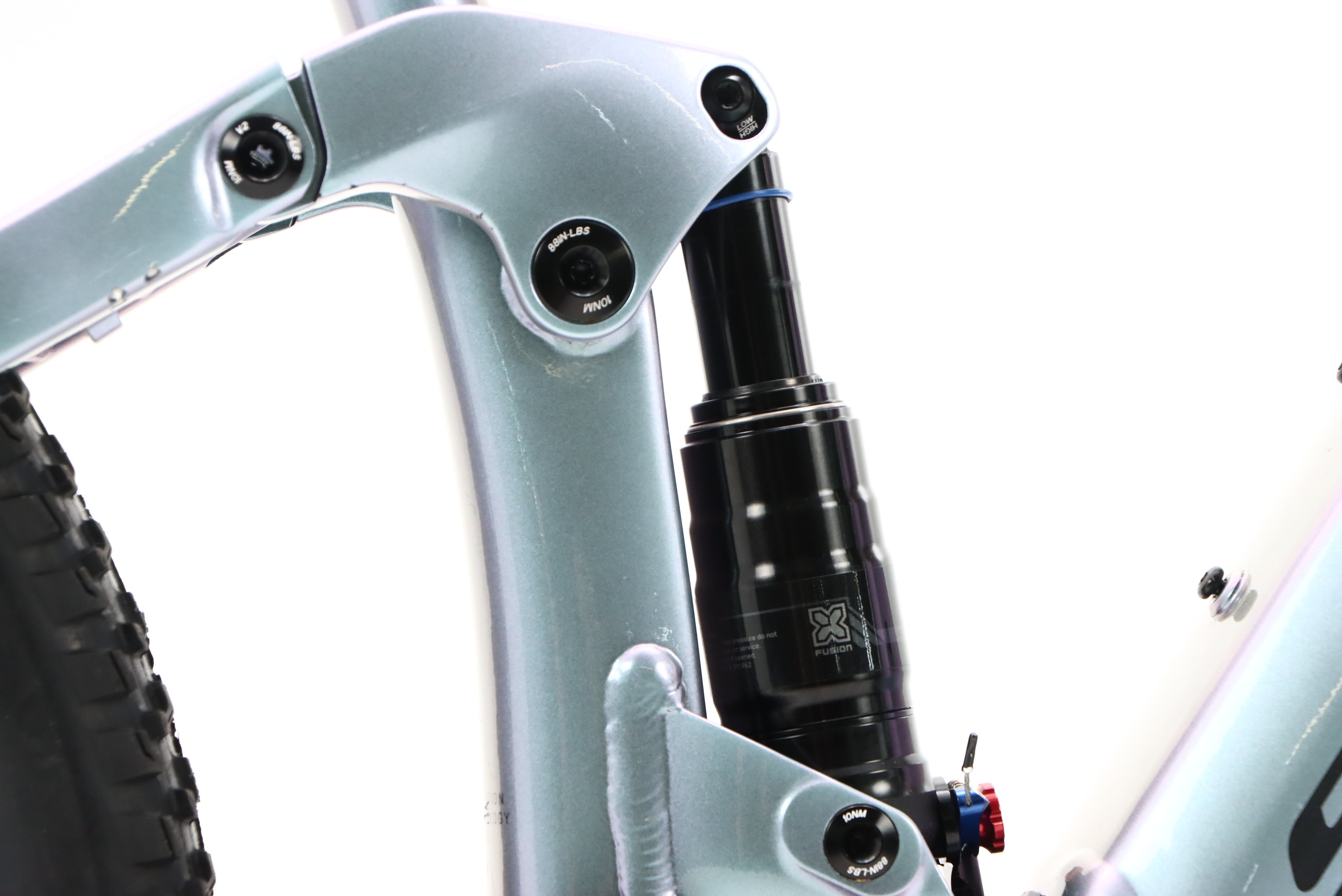 560770bf-8a35-4f3c-909e-a0589240e1cf