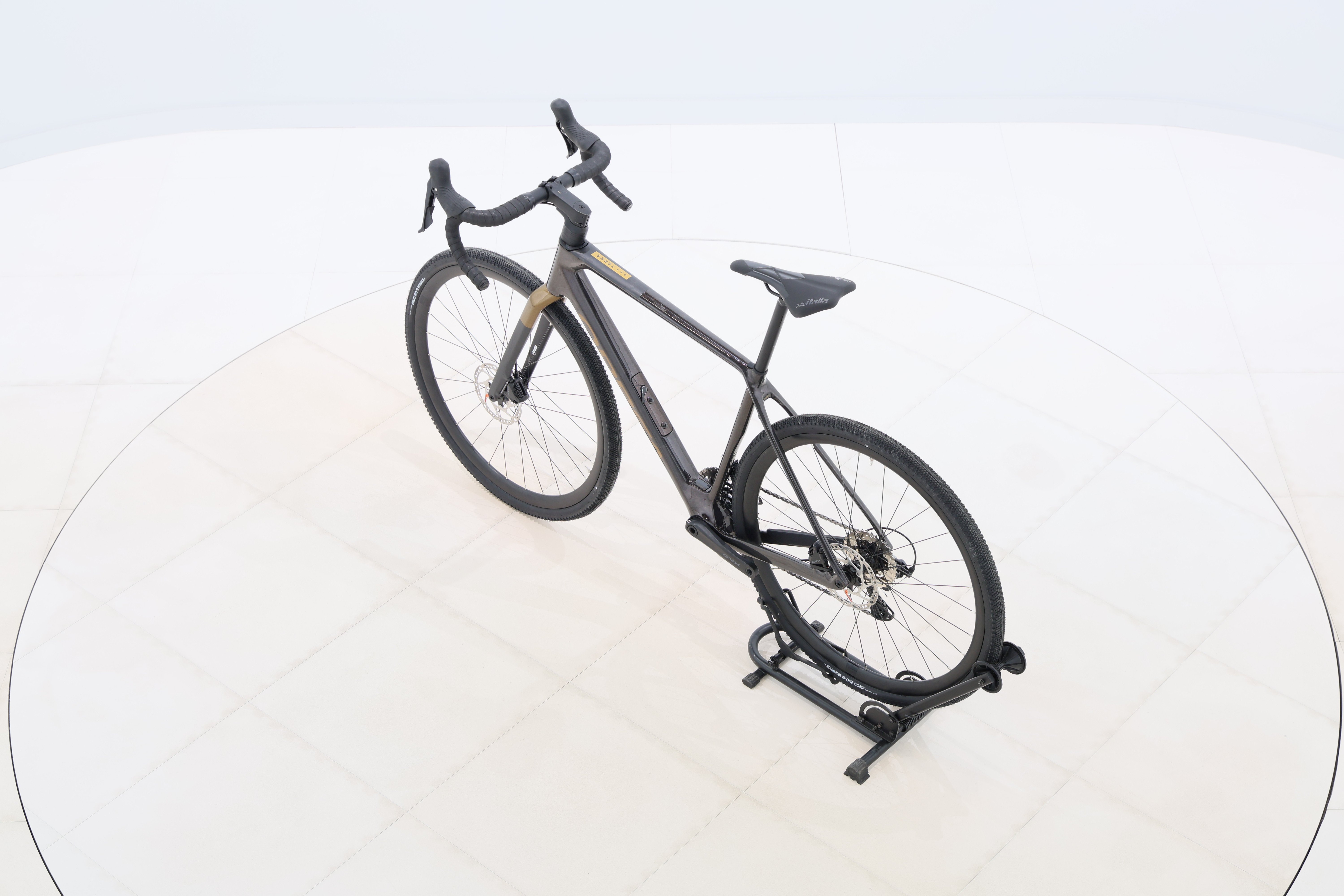 1f113c06-2808-4b9c-8ce8-38b0e83334e4