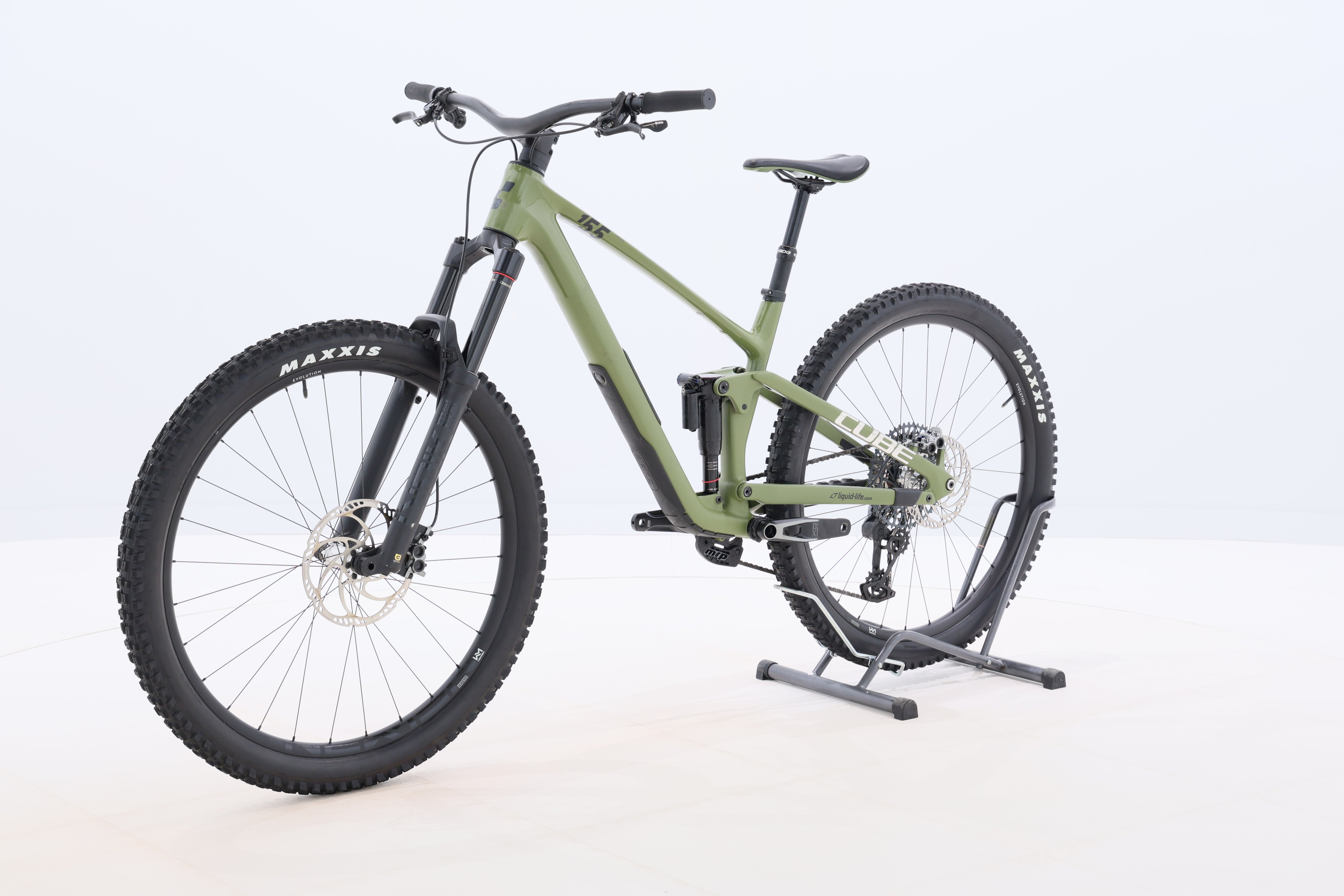 b358b427-2cb1-4d9a-bd59-90ead37ea160