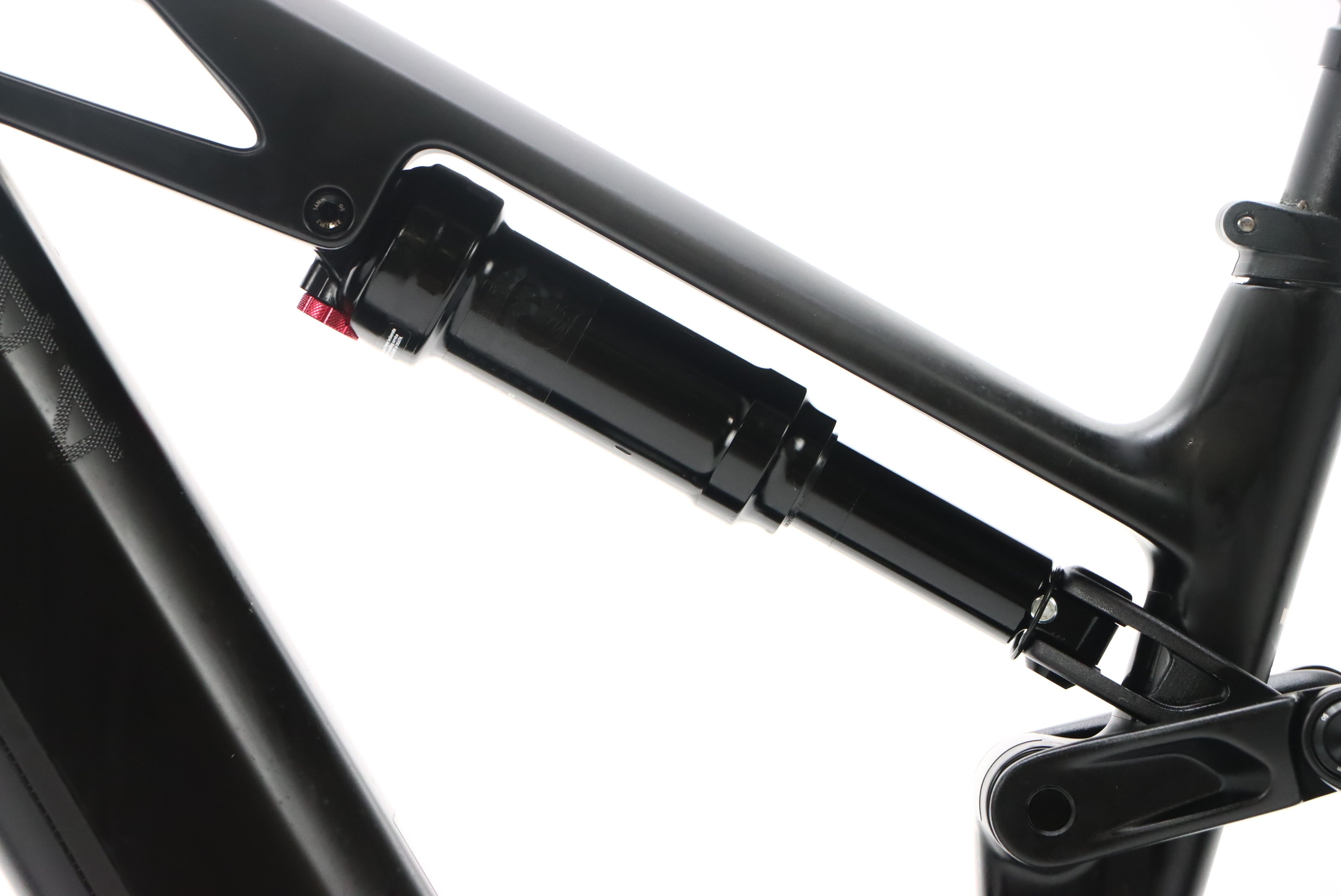 2b800952-fcdd-41c8-8af0-f7d6295a37cf