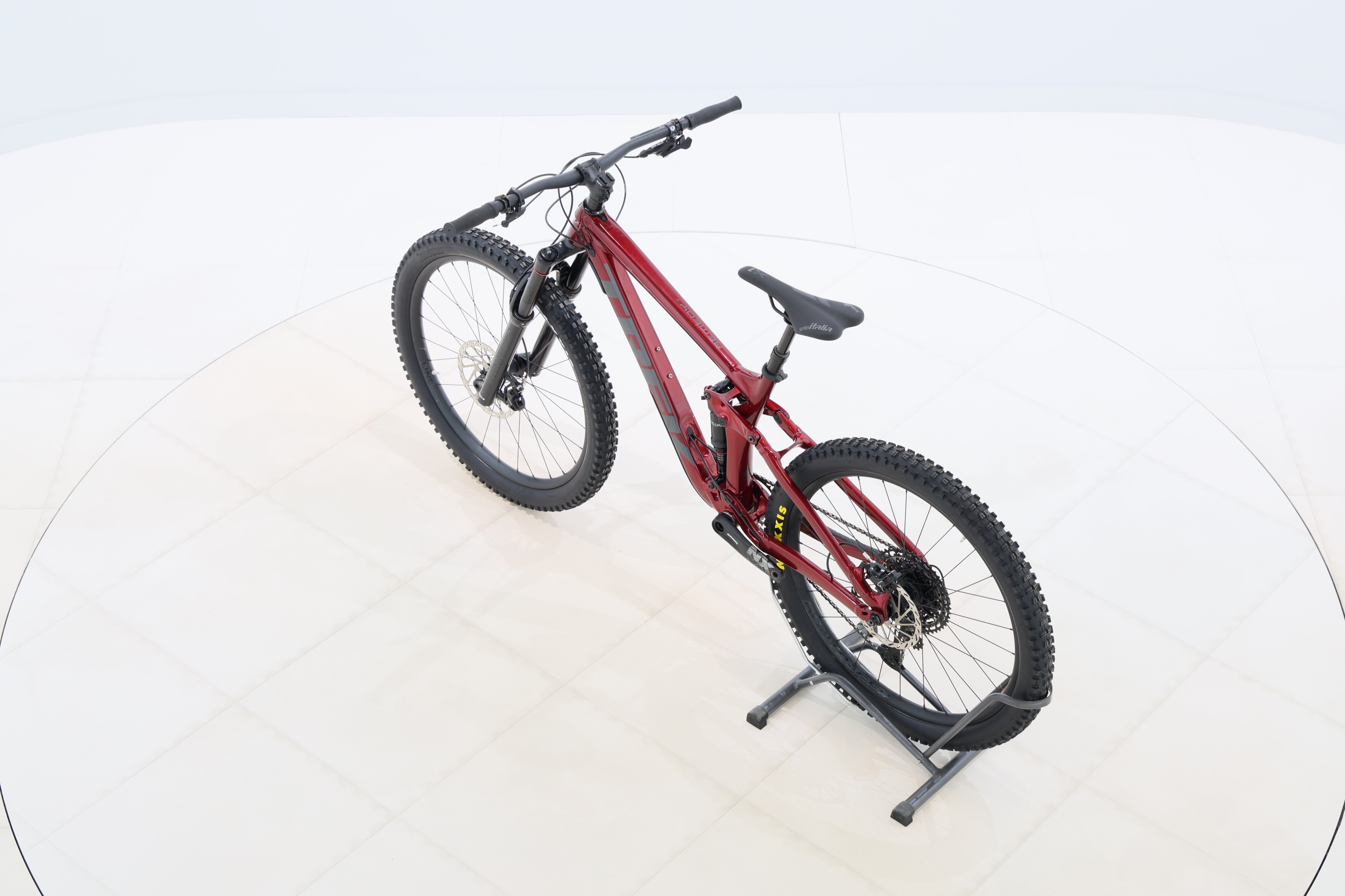 fc483ba8-acec-404d-a05a-b9e153ab88c4