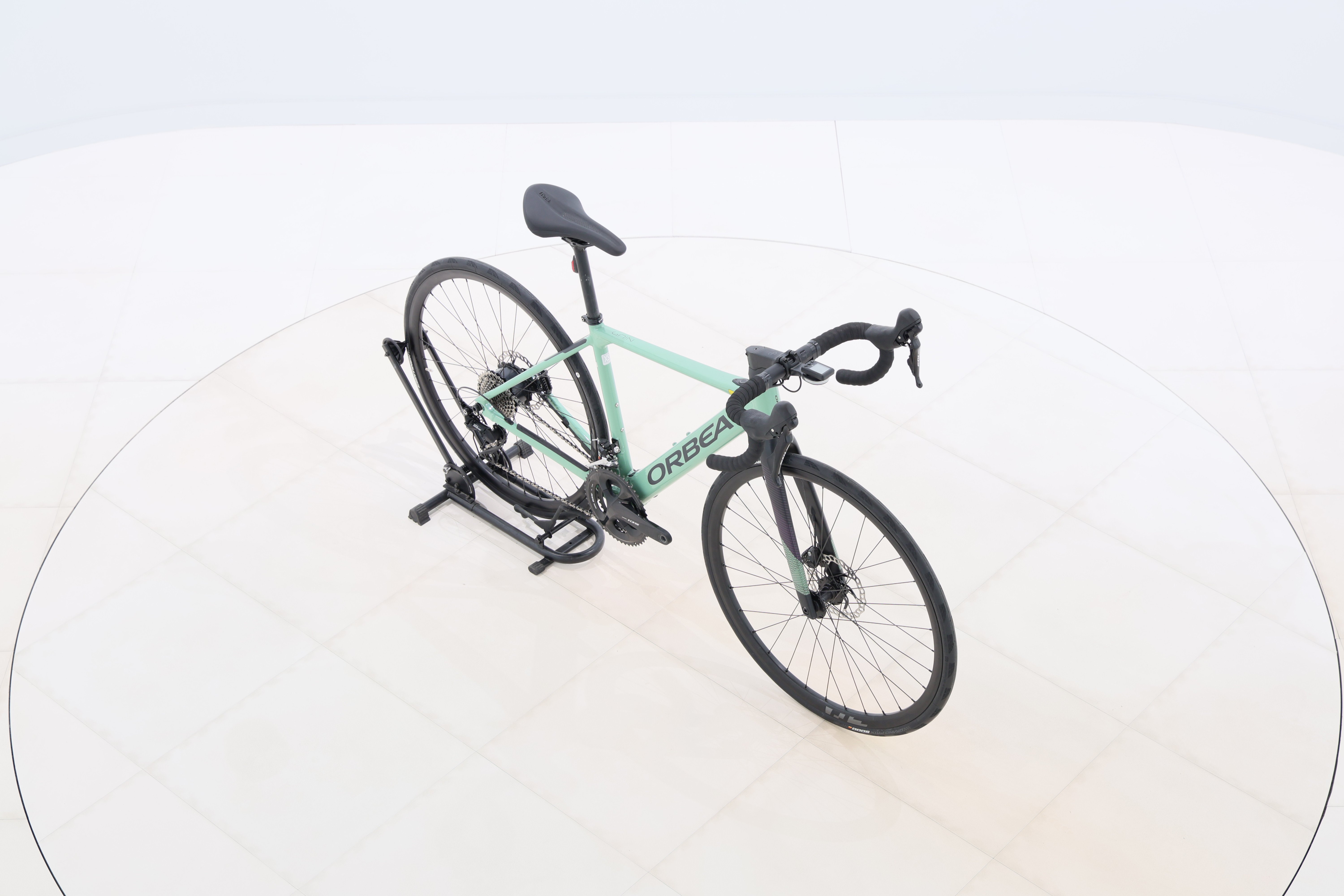 f95f0dad-2ebd-40b0-91b3-4131359ae52b